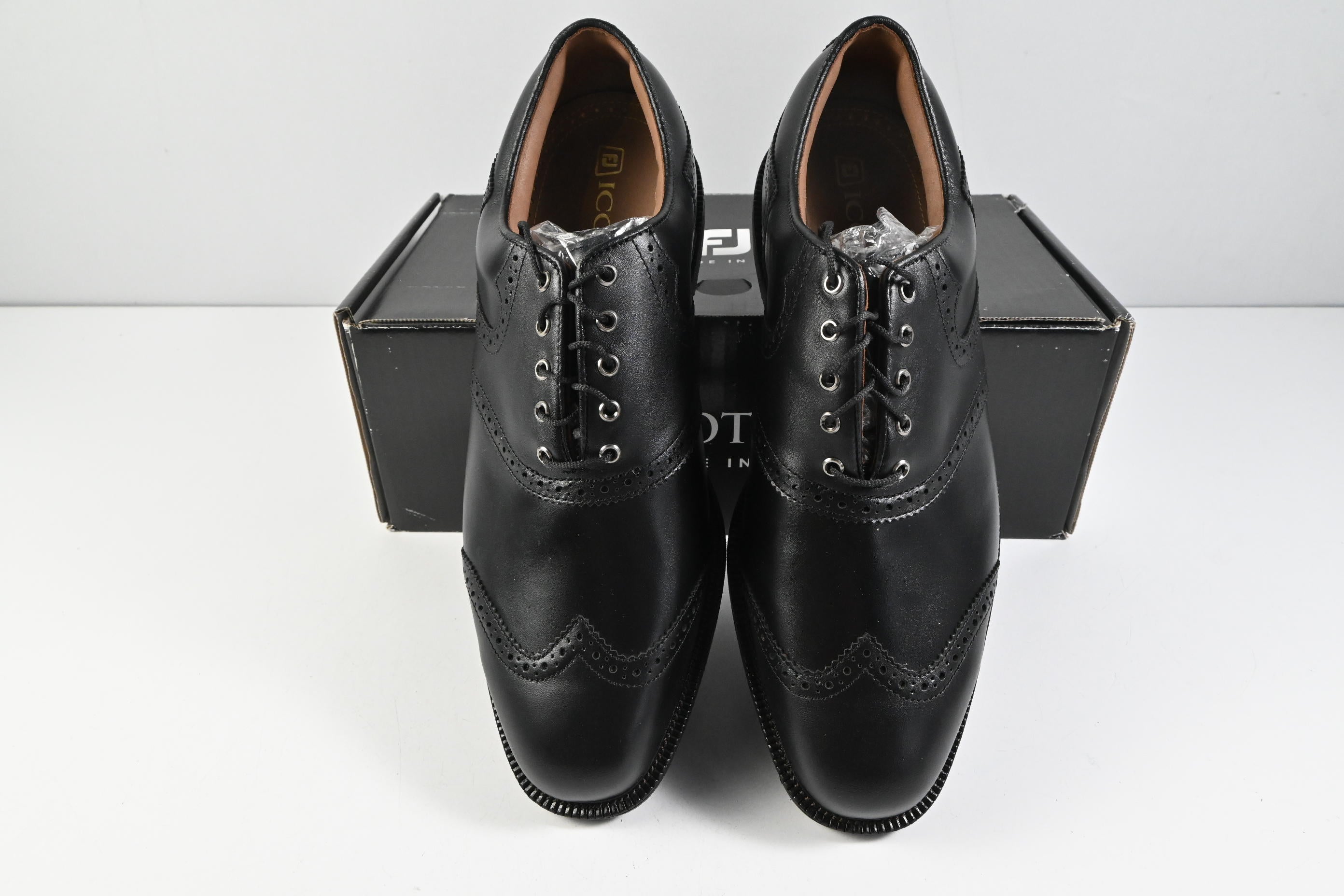 FootJoy Shield Tip Professional Golf Shoes / Size UK 10 / Black