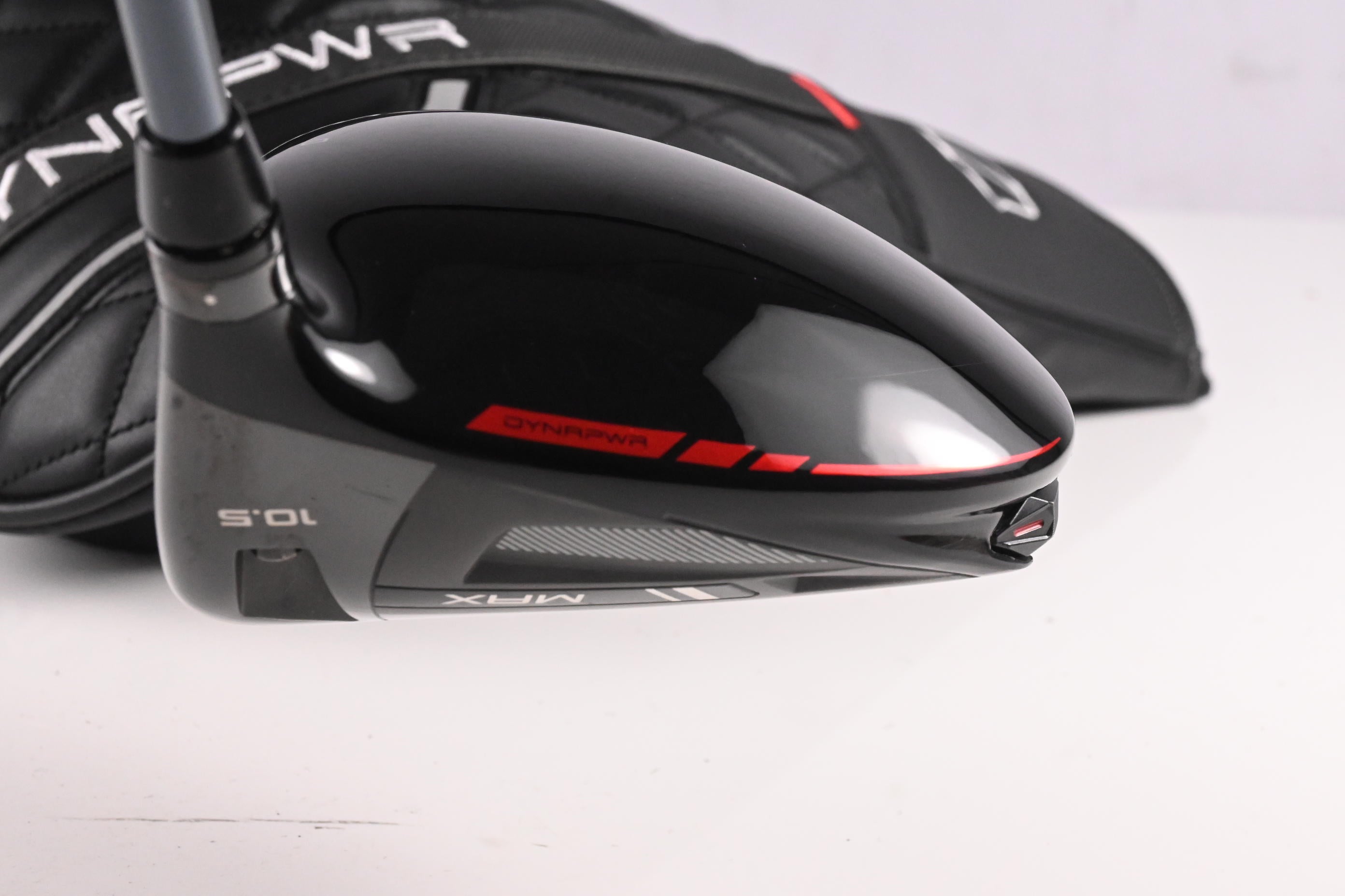 Wilson DYNAPWR Max Driver / 10.5 Degree / Regular Flex UST LinQ Red 5 Shaft