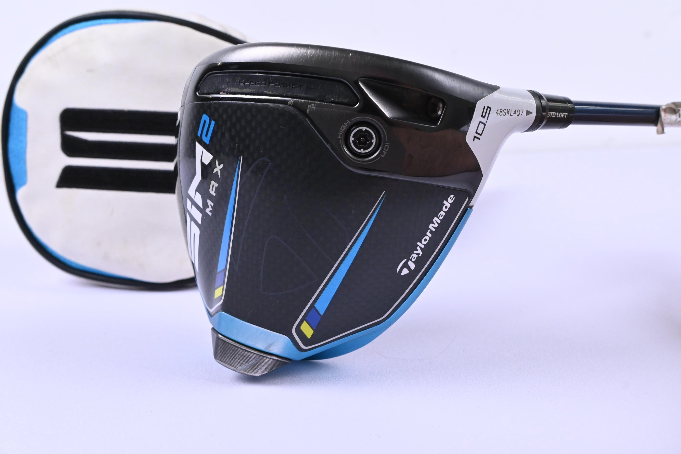 Taylormade SIM2 Max Driver / 10.5 Degree / Stiff Flex Fujikura Ventus Blue 5
