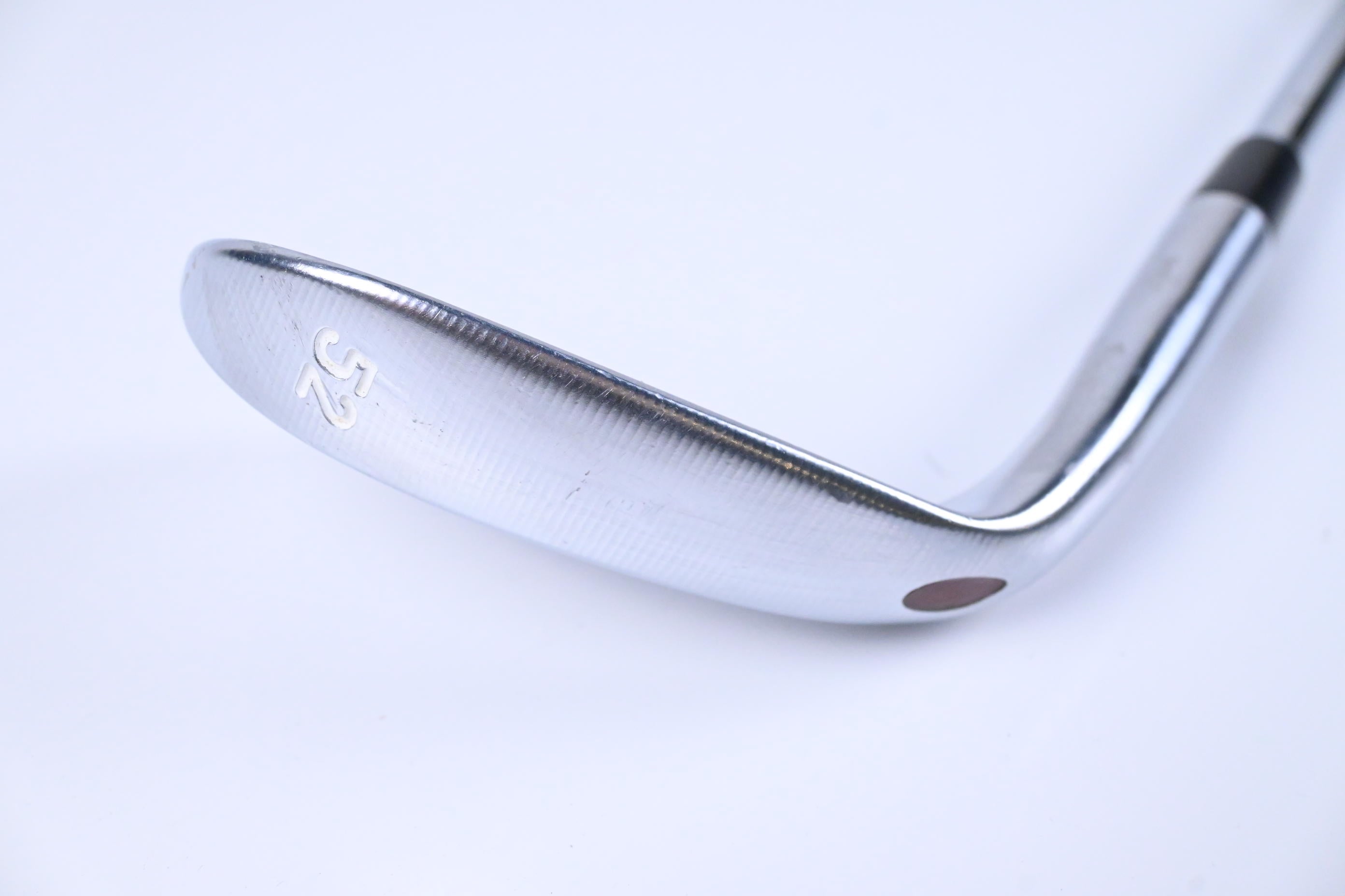 Taylormade Milled Grind Gap Wedge / 52 Degree / Wedge Flex Dynamic Gold Shaft
