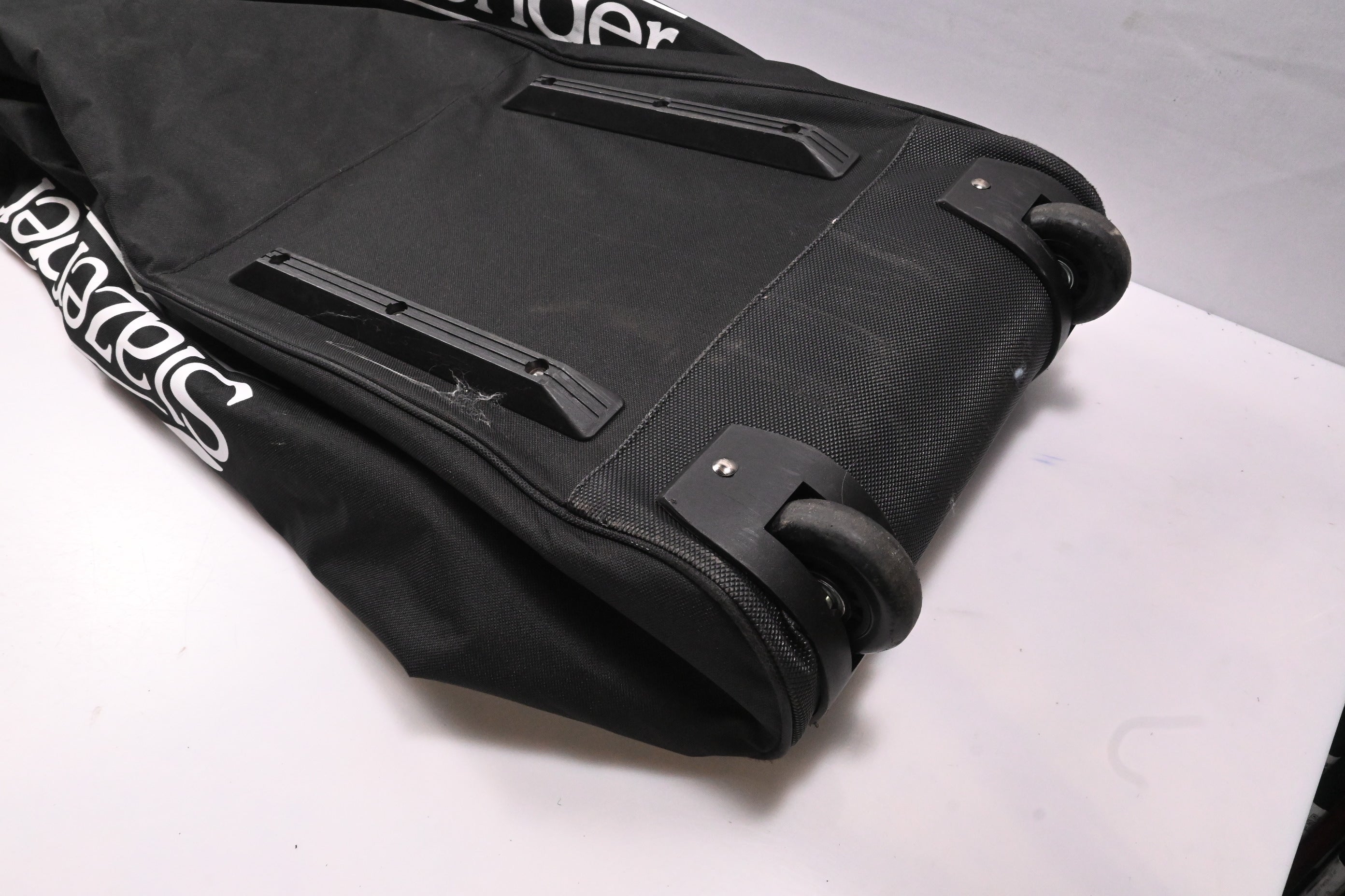 Slazenger Travel Bag / Black