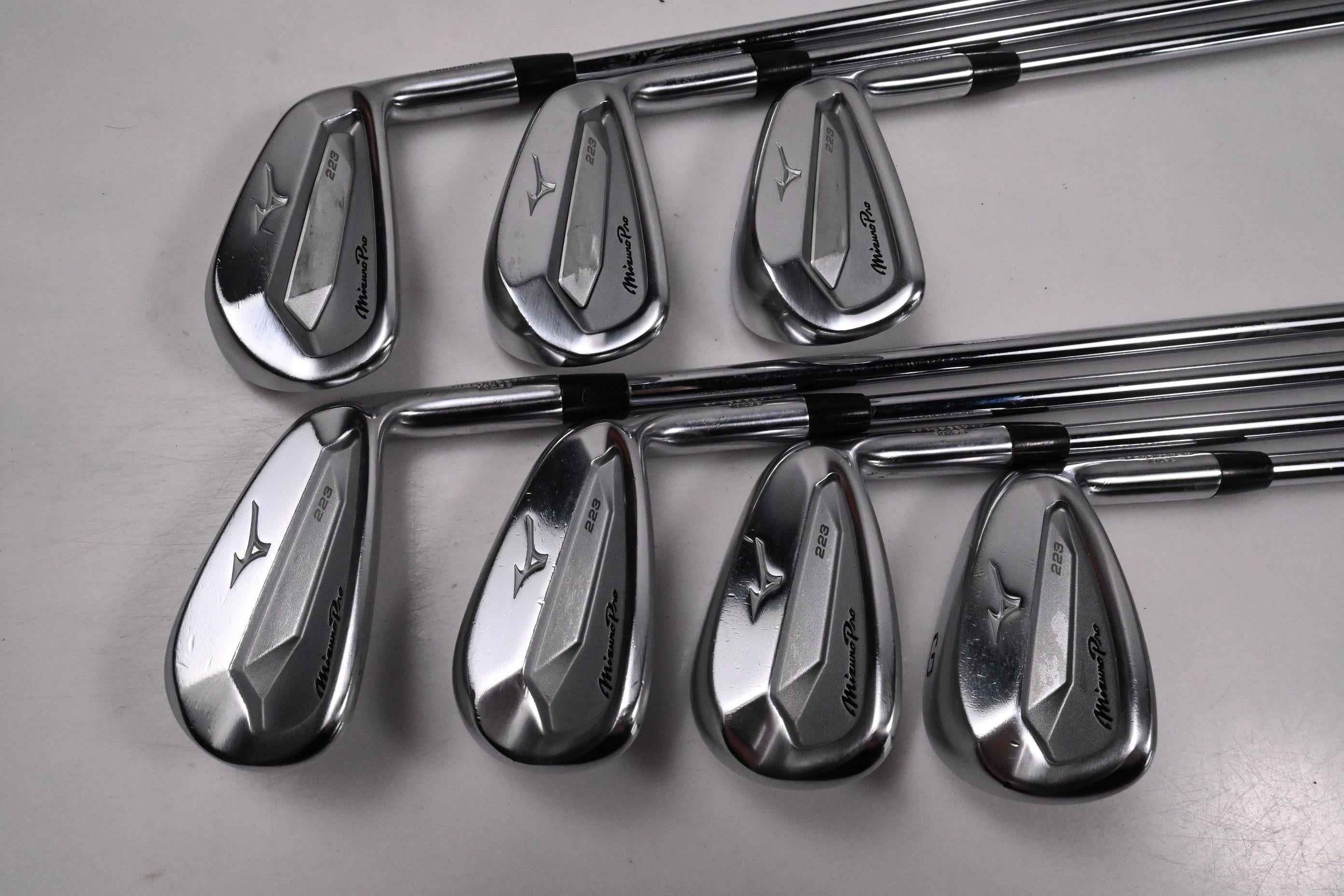 Mizuno Pro 223 Irons / 5-PW+GW / Stiff Flex Project X LZ 120 Shafts