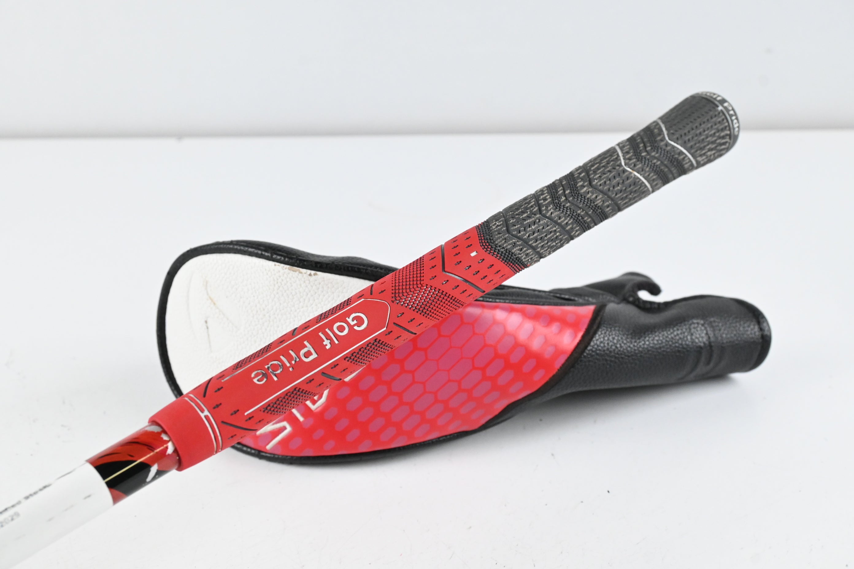 Taylormade Stealth 2 Plus #3 Hybrid / 19.5 Degree / Stiff Flex Kai'li Red 85