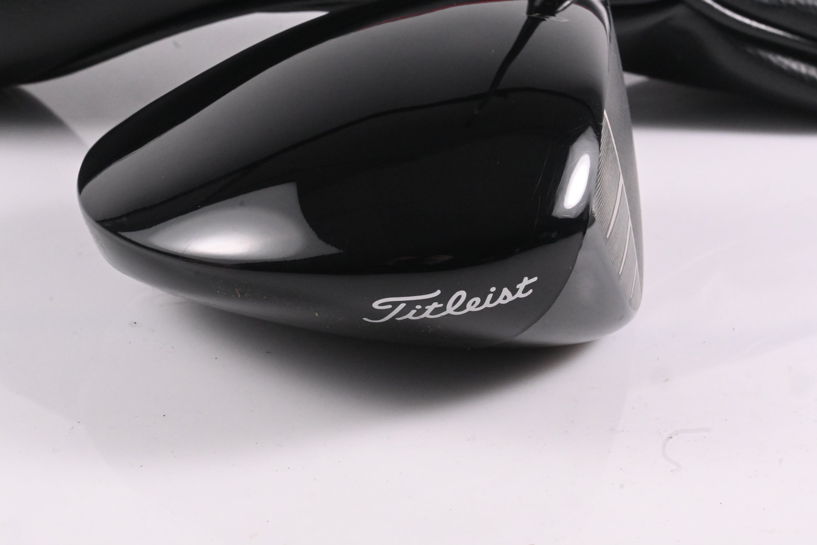 Titleist GT2 Driver / 10 Degree / TX-Flex HZRDUS Black 60 Ltd Edition Shaft