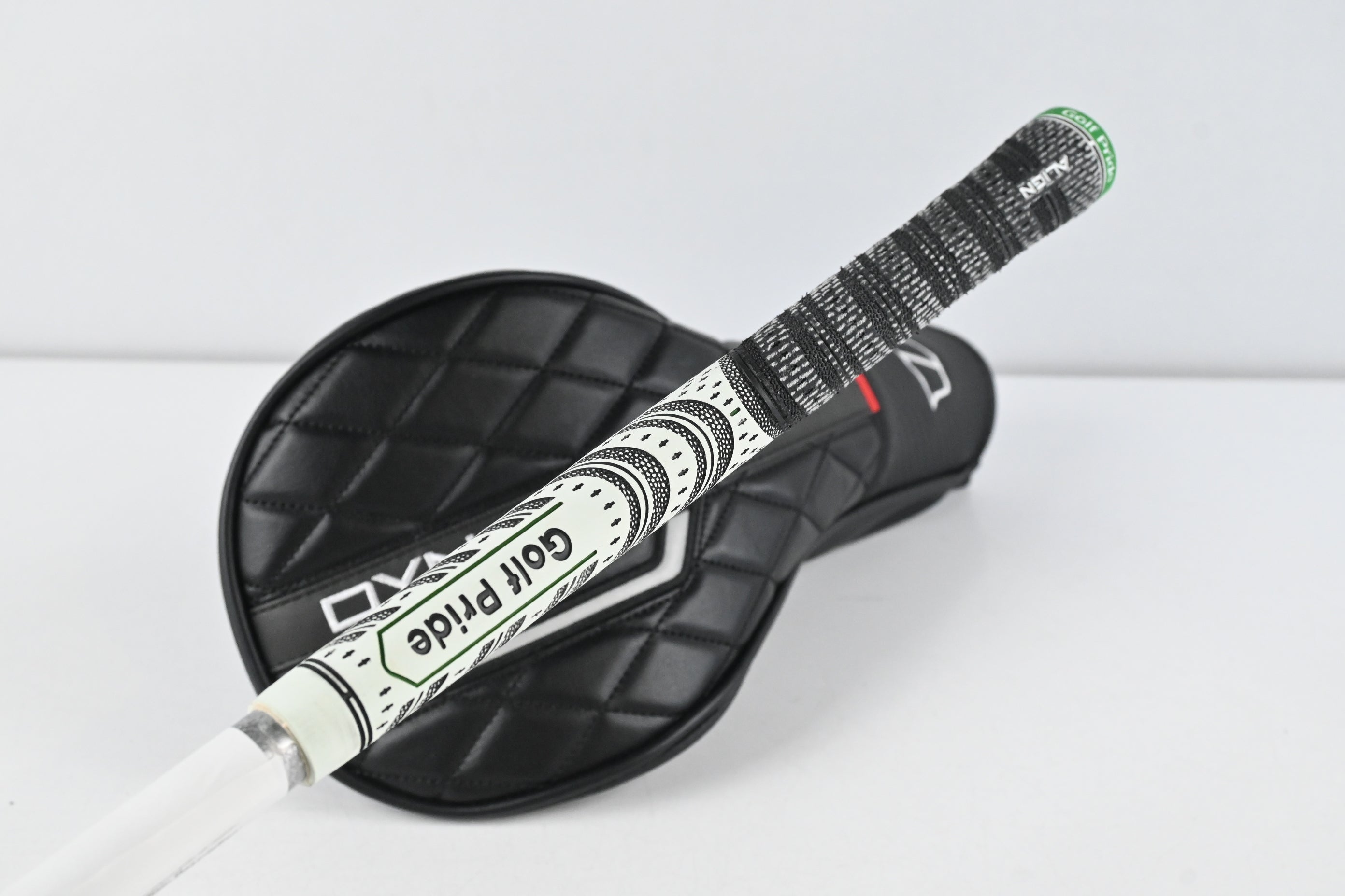 Wilson DYNAPWR 2025 LS Driver / 9 Degree / X-Flex Tensei AV White 65 Shaft