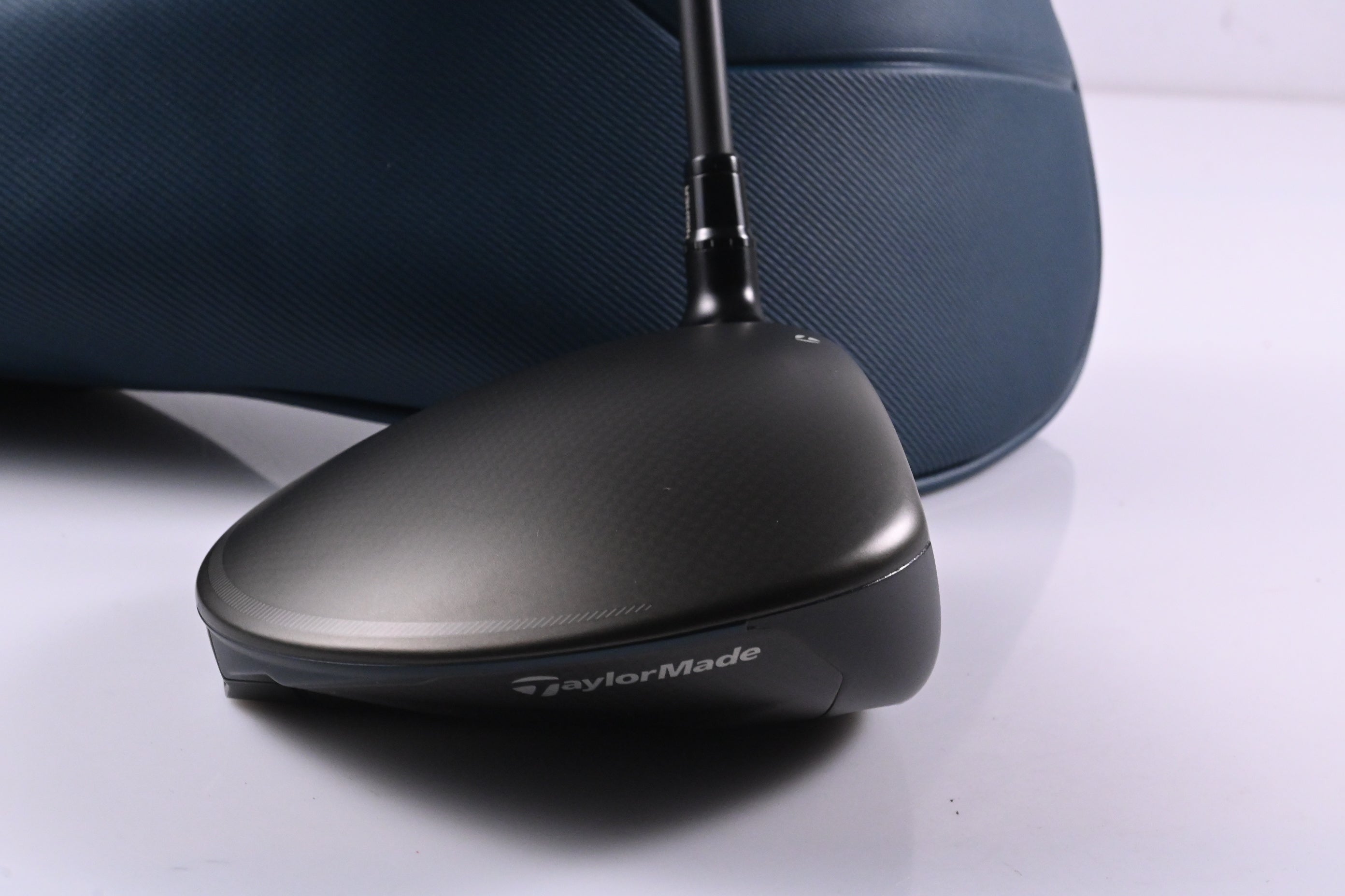 Taylormade Qi4D Max Driver / 9 Degree / Regular Flex Fujikura Ventus Blue 5
