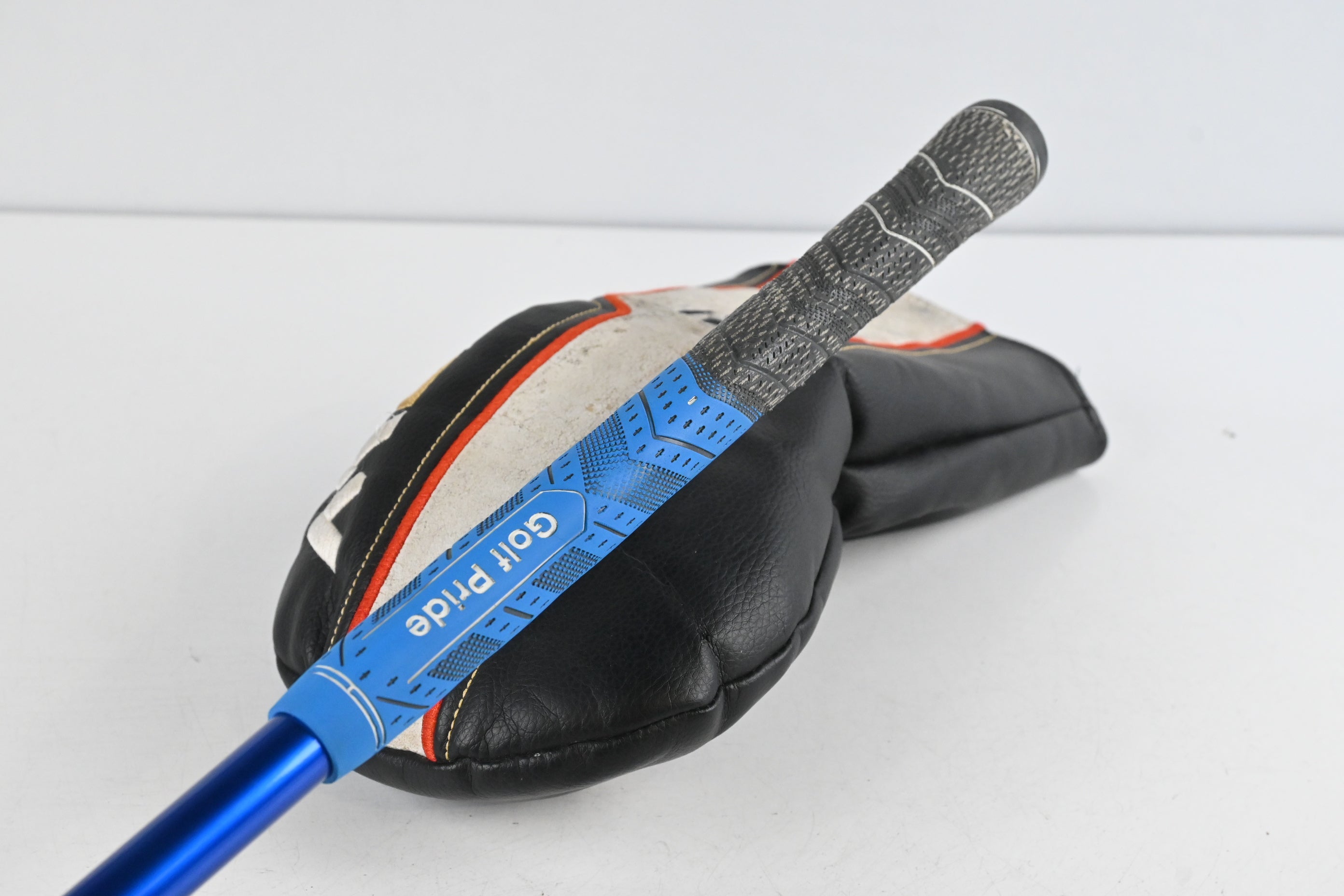 Taylormade M2 2016 Driver / 10.5 Degree / Stiff Flex C6 Series Blue 70 Shaft