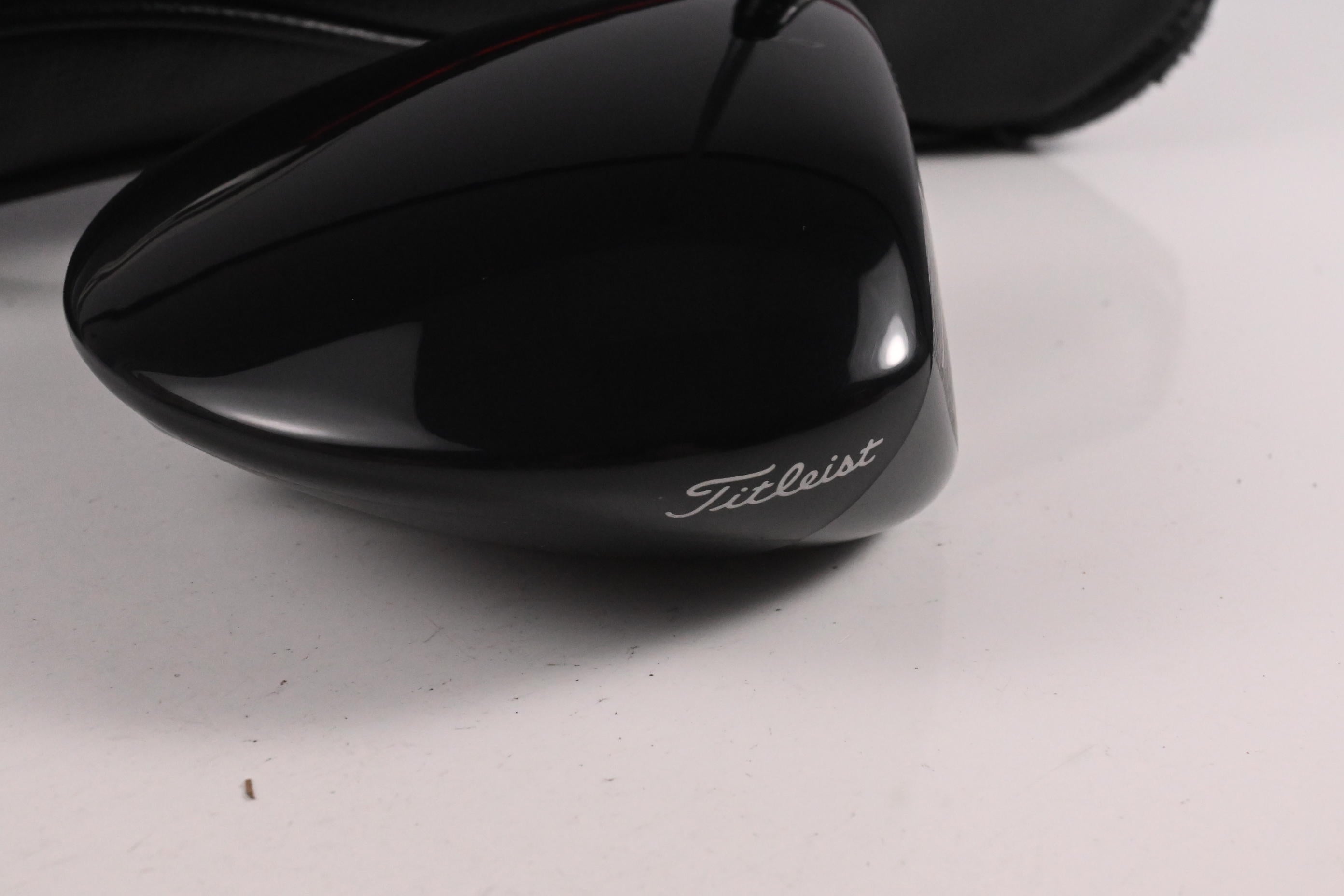 Titleist GT1 Driver / 10 Degree / Regular Flex Fujikura Air Speeder 40 Shaft