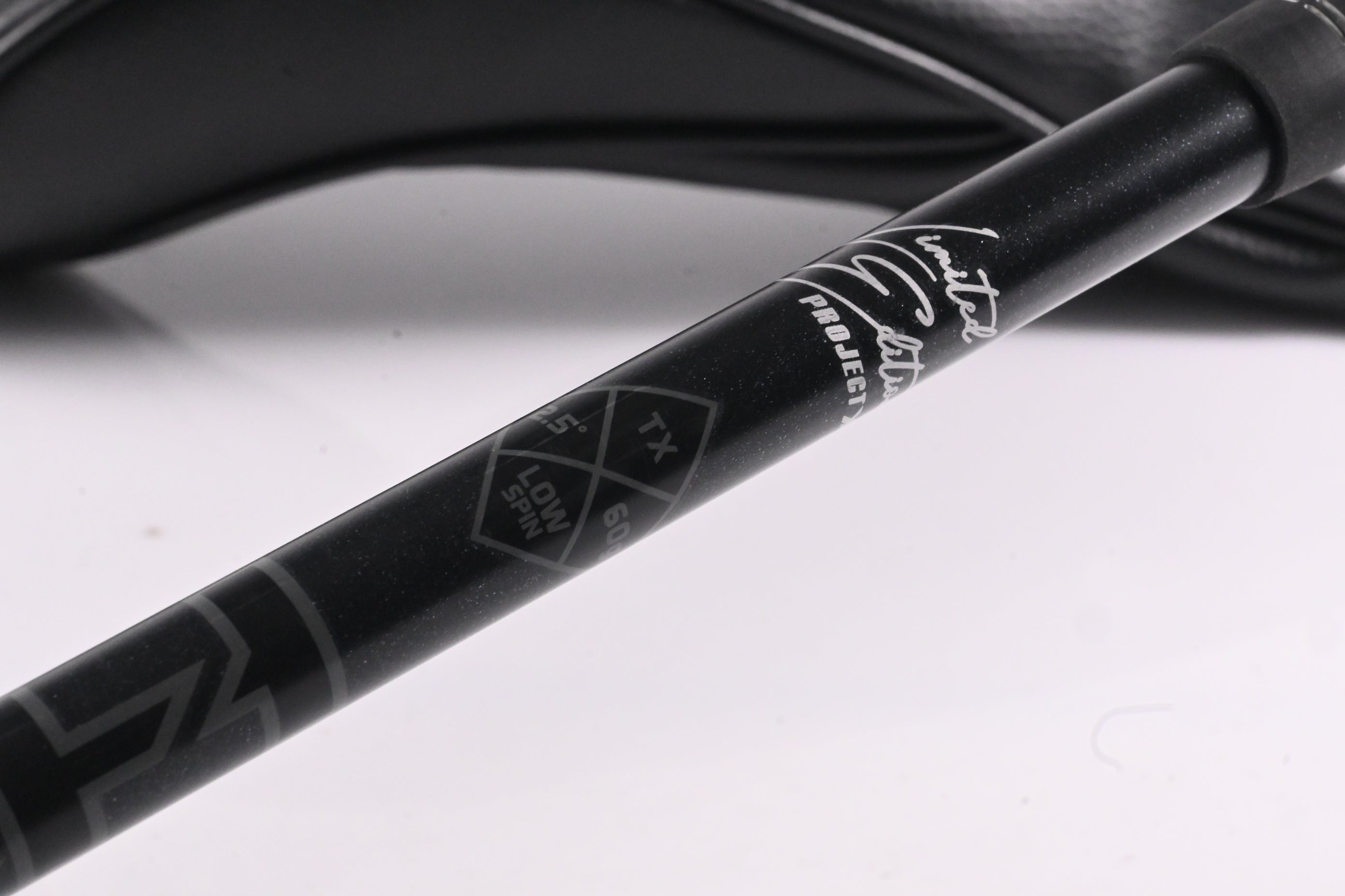 Titleist GT2 Driver / 10 Degree / TX-Flex HZRDUS Black 60 Ltd Edition Shaft
