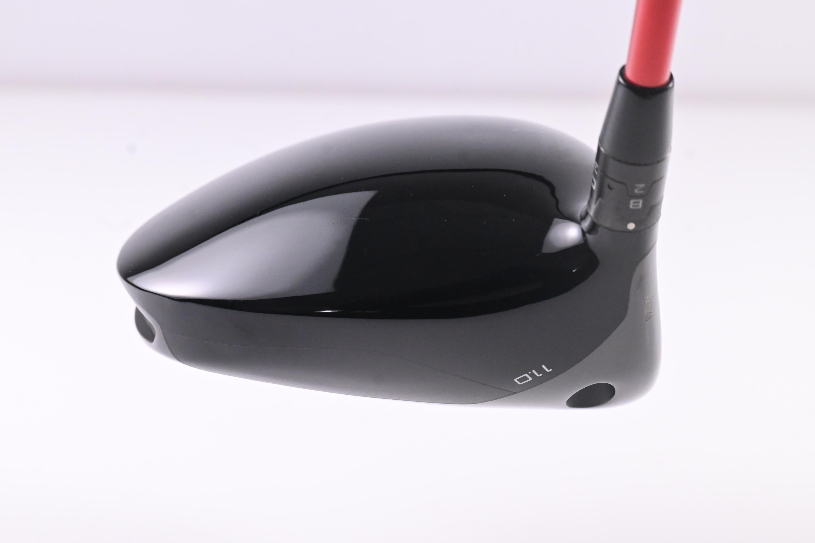 Left Hand Titleist GT2 Driver / 11 Degree / Regular Flex Ventus TR Velocore Red