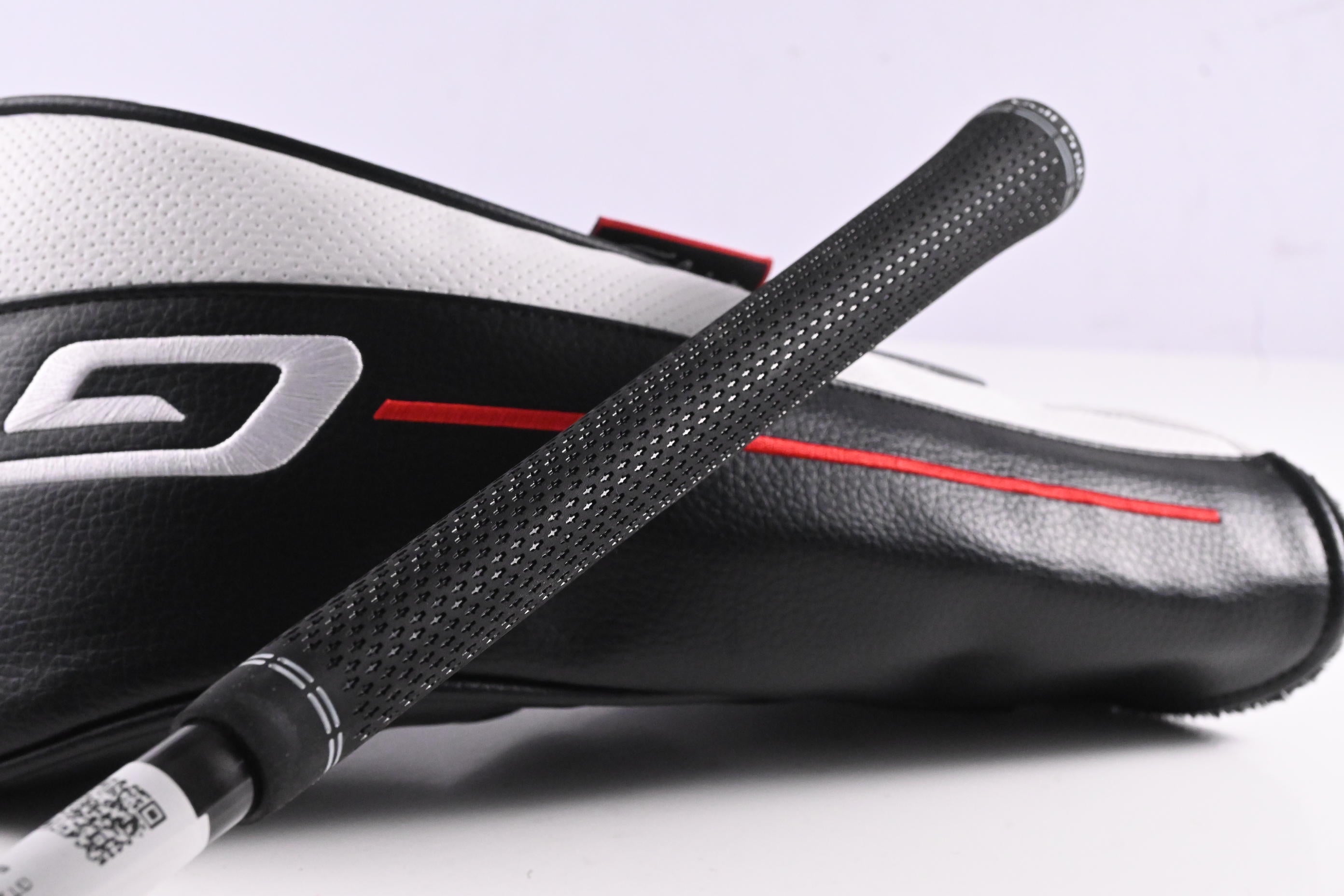 Titleist GT2 Driver / 9 Degree / Stiff Flex EvenFlow Riptide 50 Small Batch