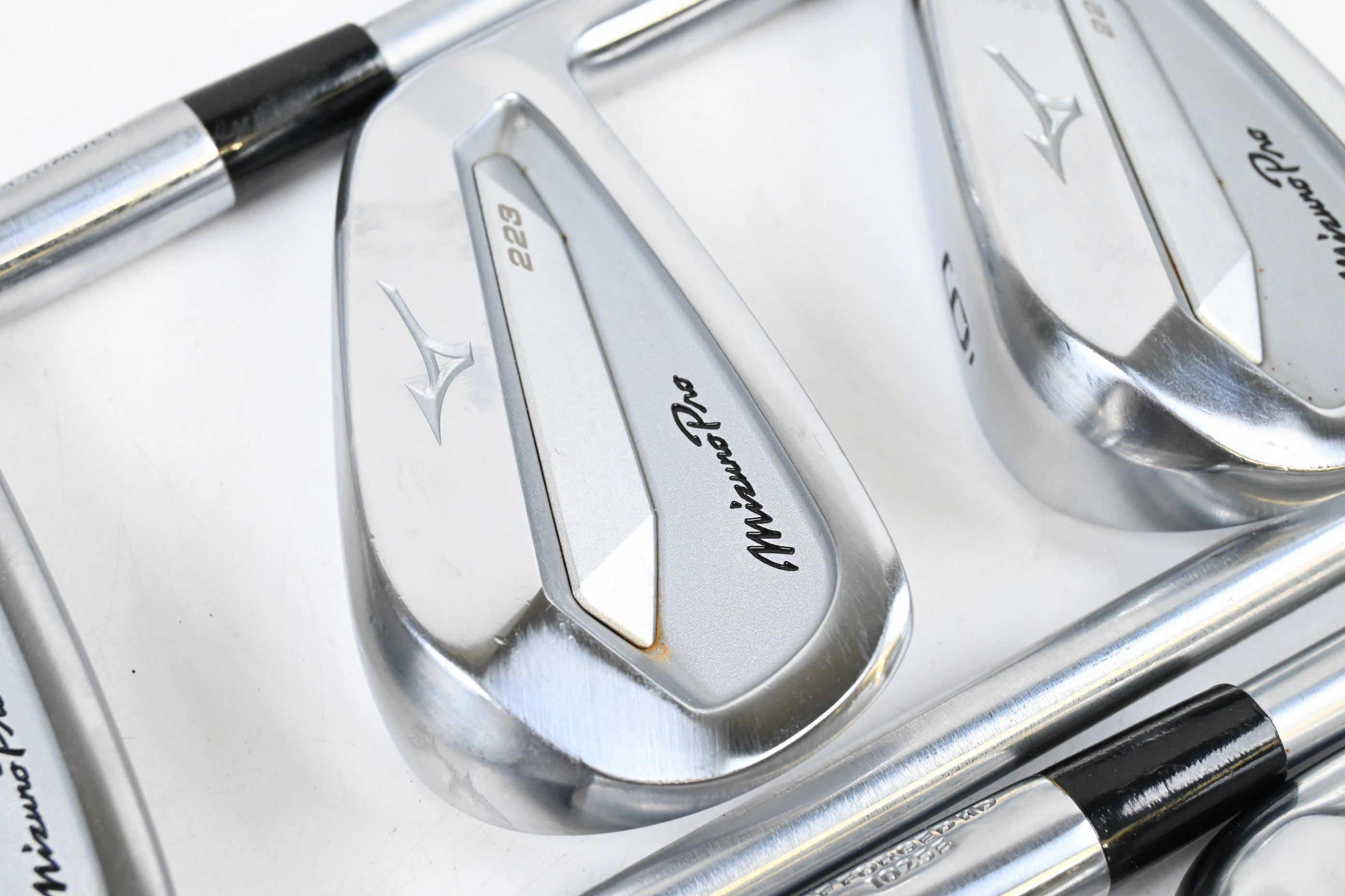 Mizuno Pro 223 Irons / 4-PW / Stiff Flex Project X LS 120 Shafts