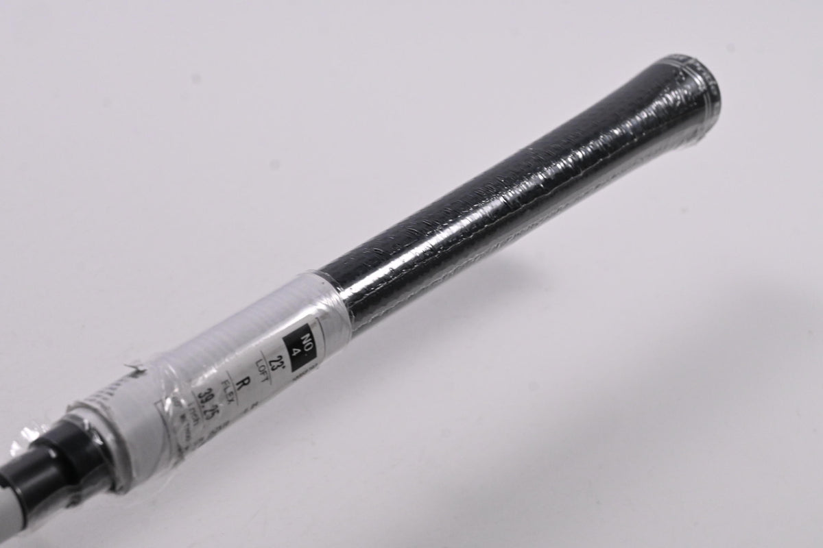 Left Hand Srixon ZXiU Utility #4 Iron / 23 Degree / Regular Flex MMT 80 Shaft
