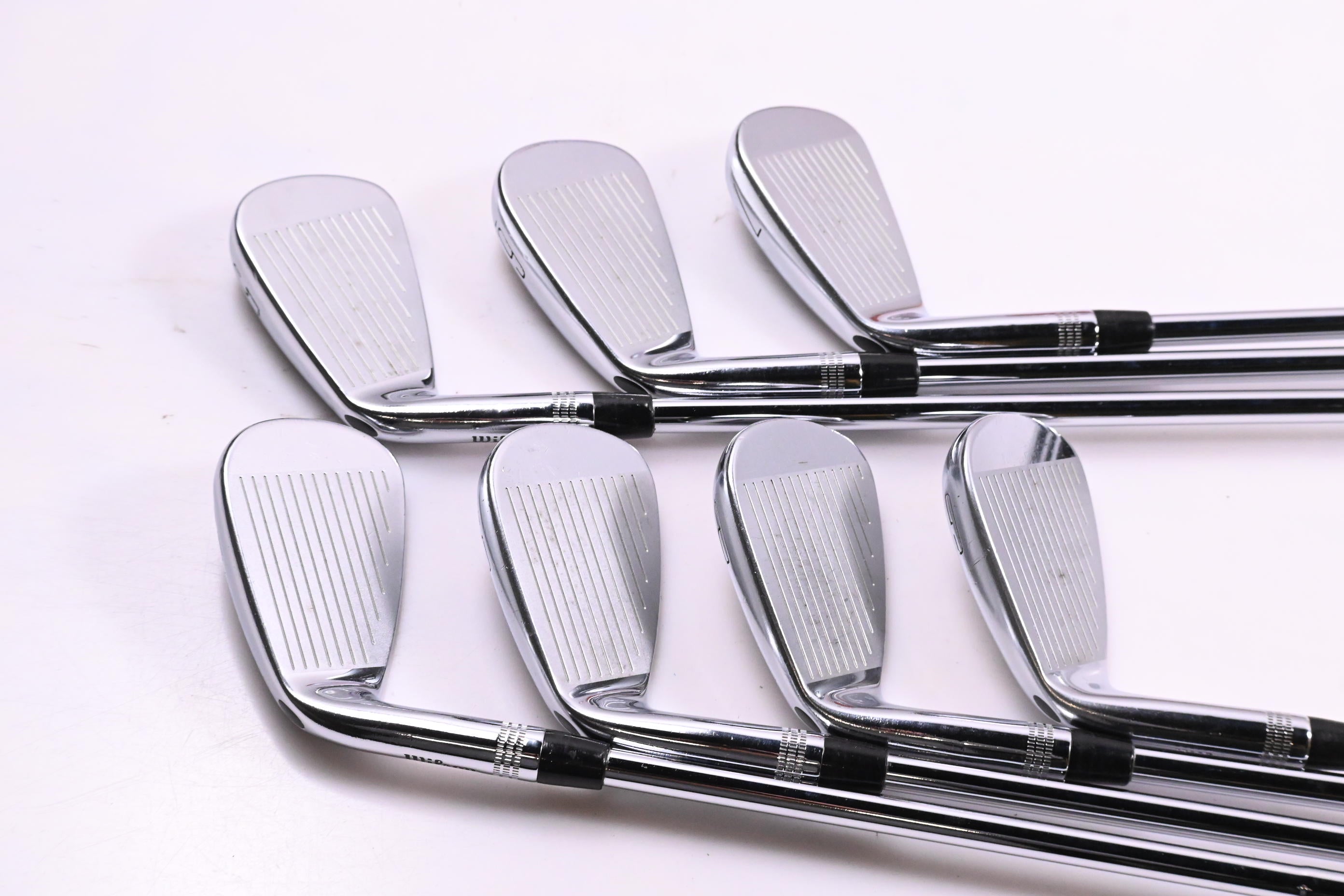 Wilson Staff Model 2024 CB Irons / 4-PW / Regular Flex Dynamic Gold Mid 115 R300