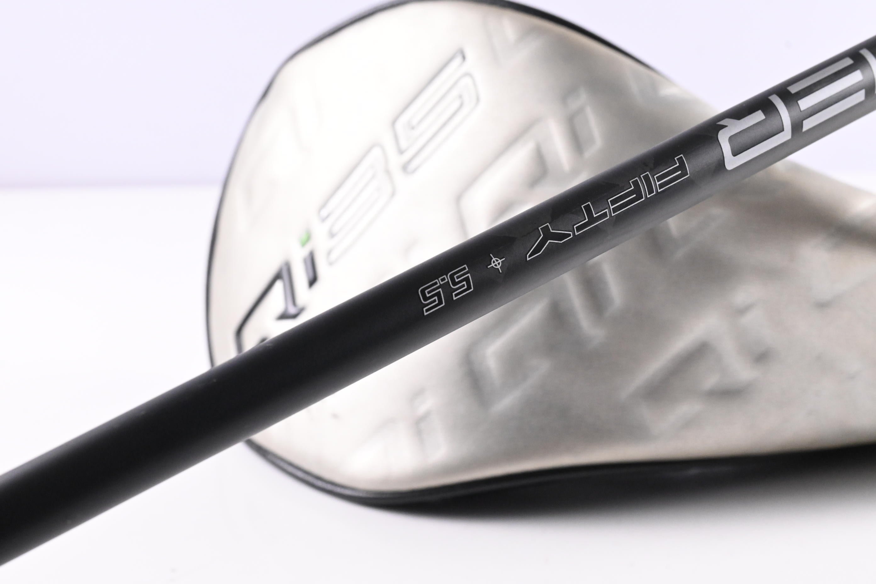 Taylormade Qi35 Driver / 10.5 Degree / Regular Flex Project X Cypher 2.0 50