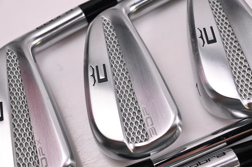 Cobra 3DP X Irons / 5-PW+GW / Stiff Flex KBS Tour Lite 100 Shafts