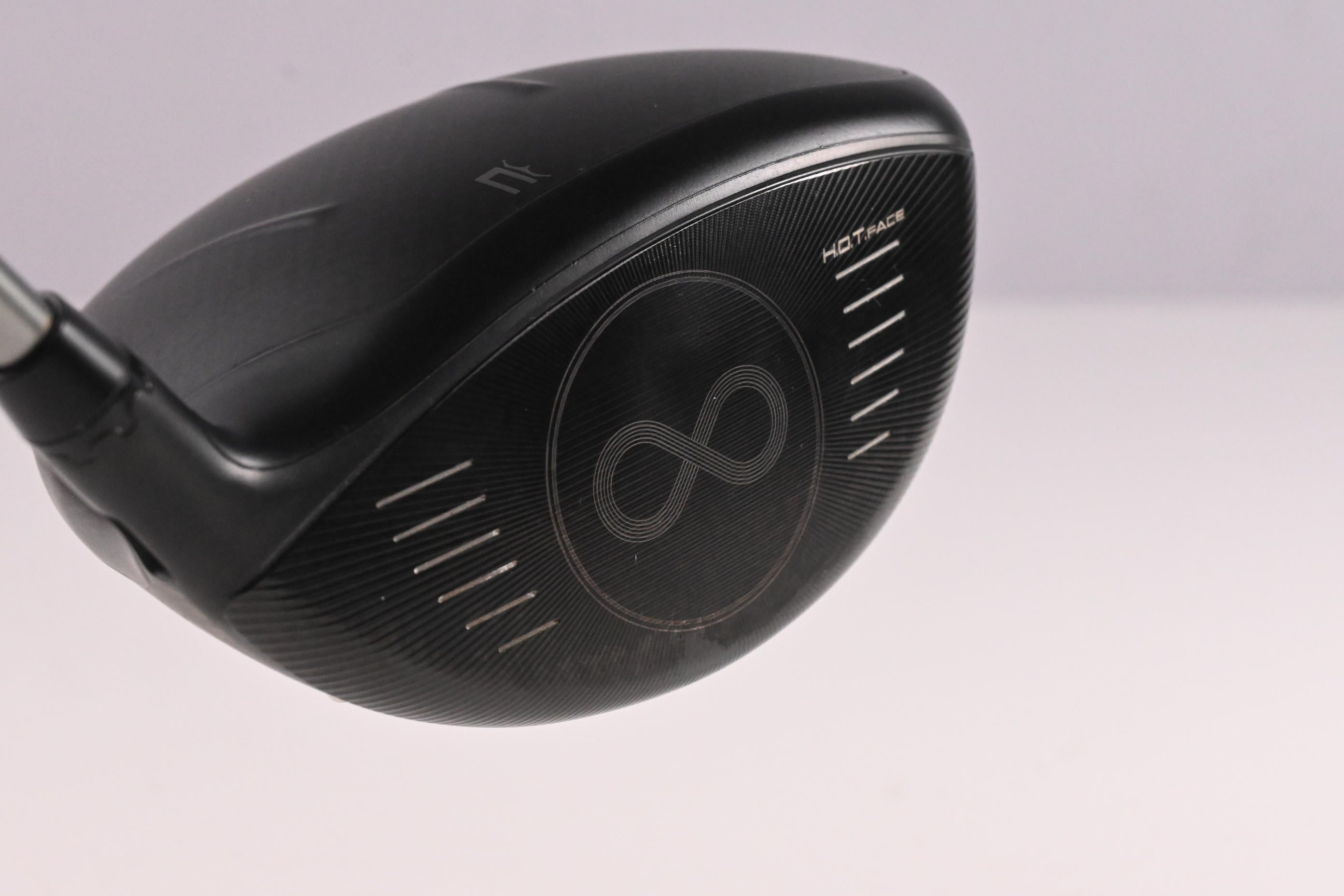 Left Hand Cobra LTDx Max Driver / 10.5 Degree / Regular Flex UST Helium 59 Shaft