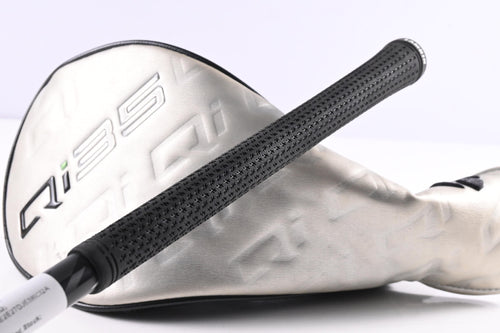 Taylormade Qi35 Driver / 10.5 Degree / Regular Flex Project X Cypher 2.0 50