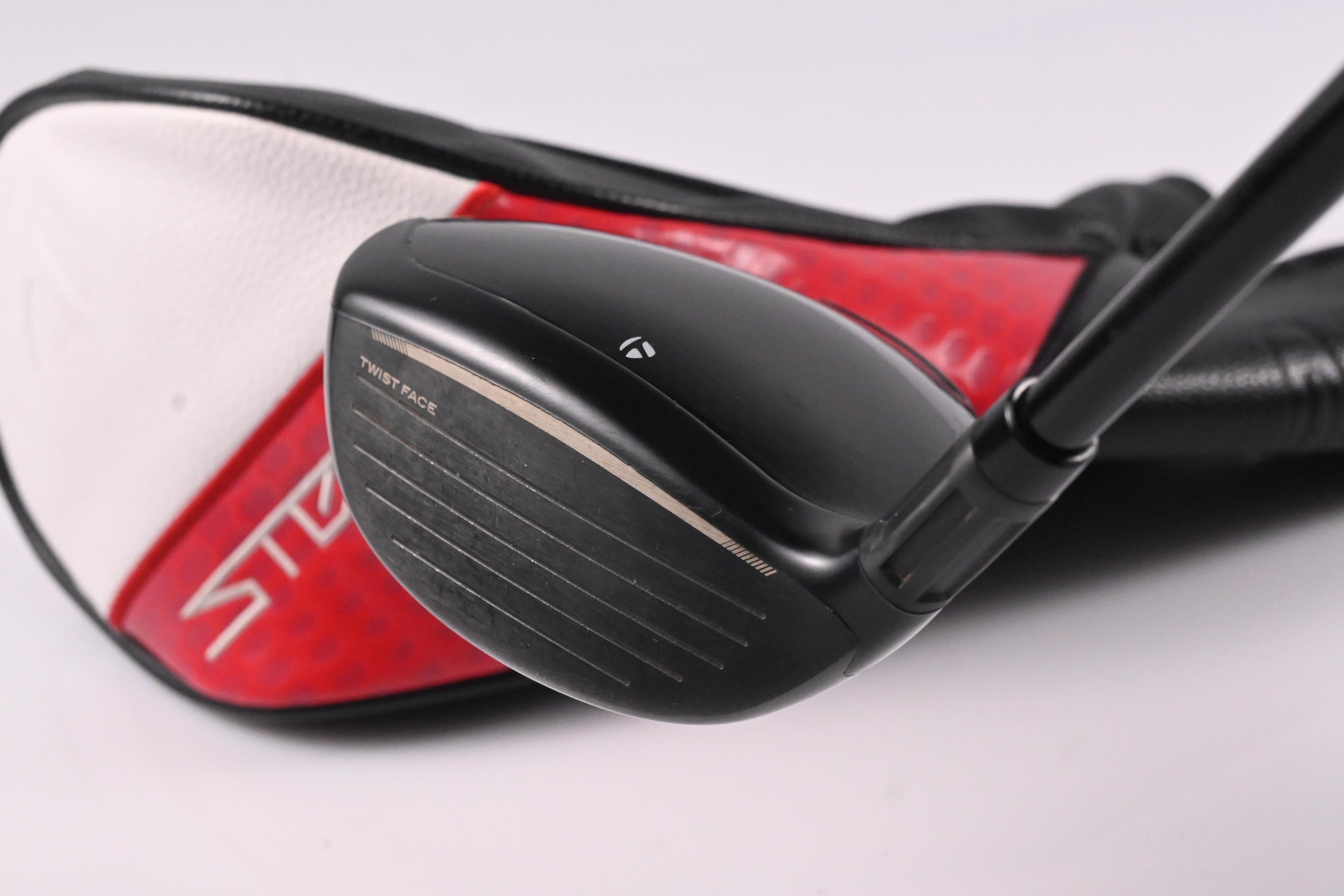 Taylormade Stealth 2 #5 Wood / 18 Degree / Regular Flex Ventus TR Red 5 Shaft