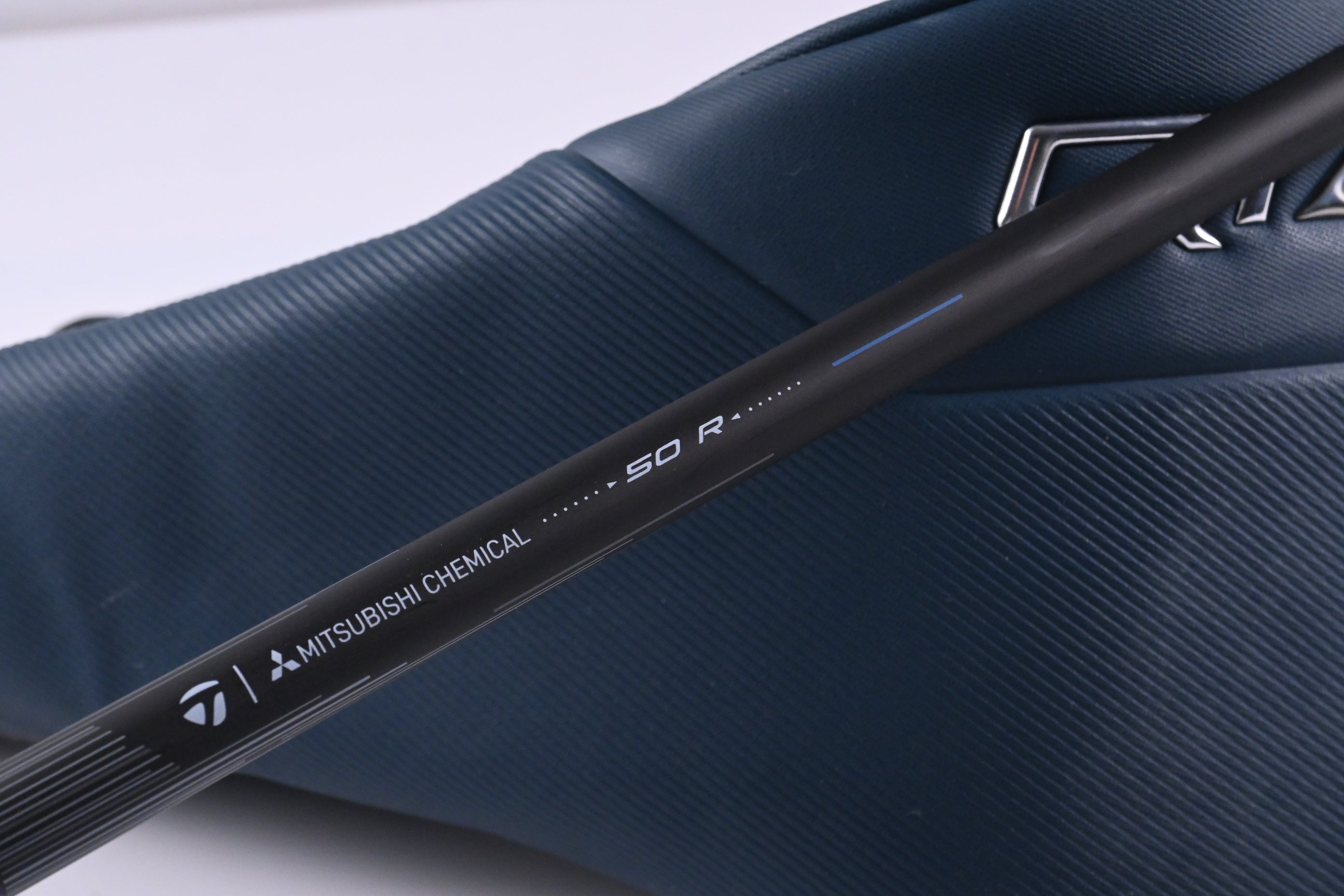 Taylormade Qi4D Max Driver / 10.5 Degree / Regular Flex Reax Blue 50 Shaft