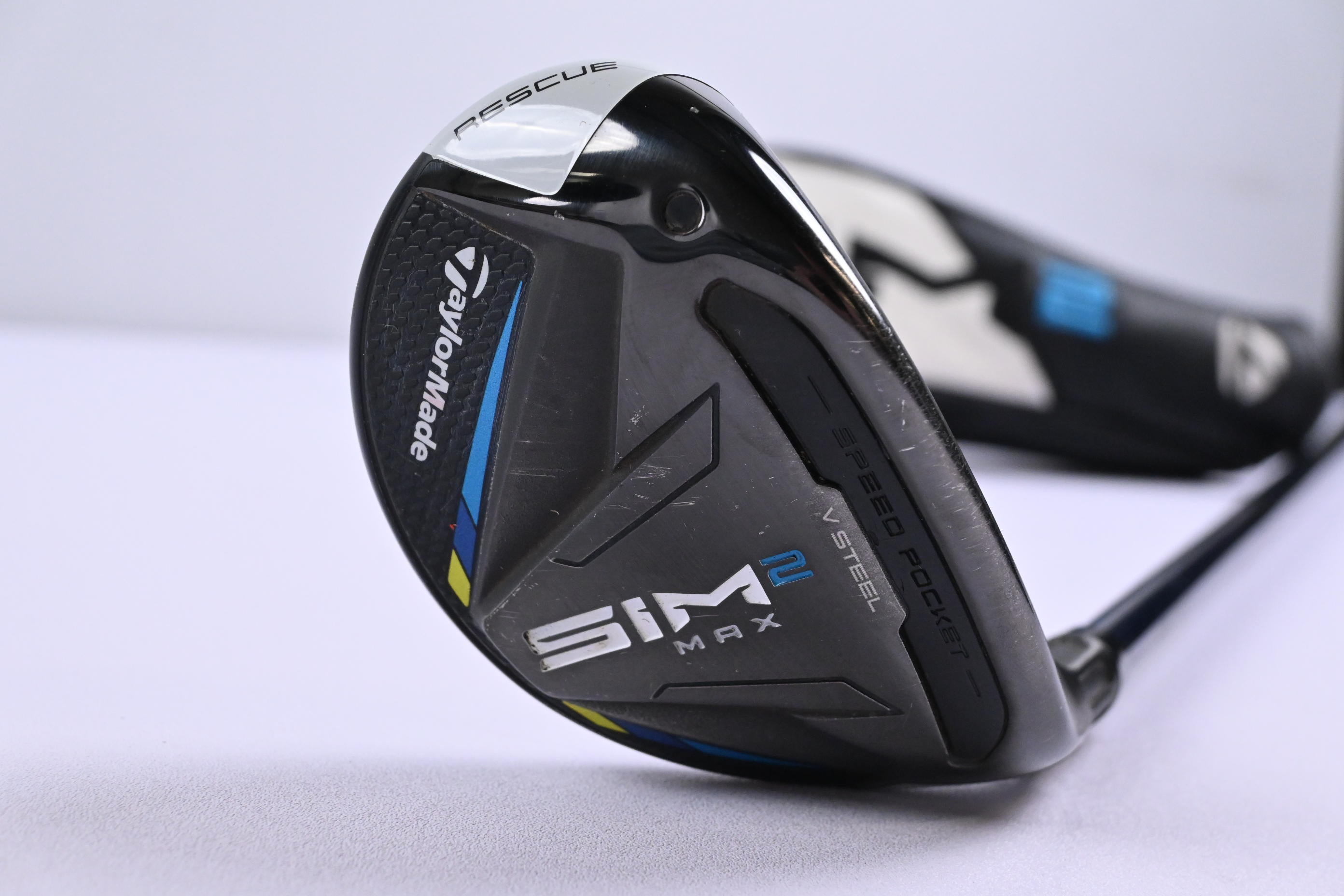 Taylormade SIM2 Max #3 Hybrid / 19 Degree / Regular Flex Ventus Blue 6 Shaft