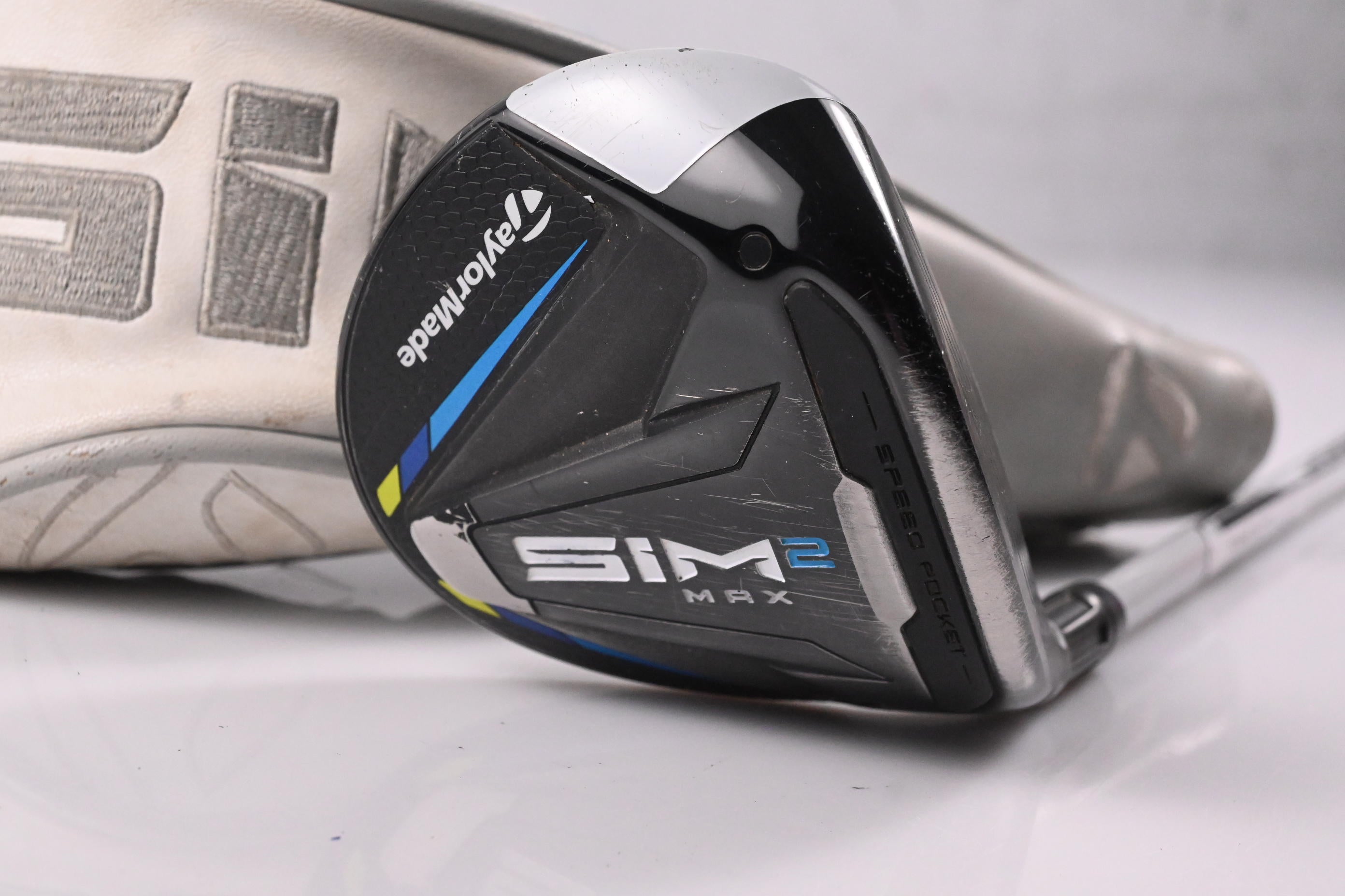 Ladies Taylormade SIM2 Max #5 Wood / 18 Degree / Ladies Flex Aldila NV 45 Shaft