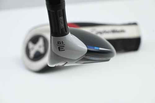 Taylormade SIM2 Max #3 Hybrid / 19 Degree / Stiff Flex Fujikura Ventus Blue 7