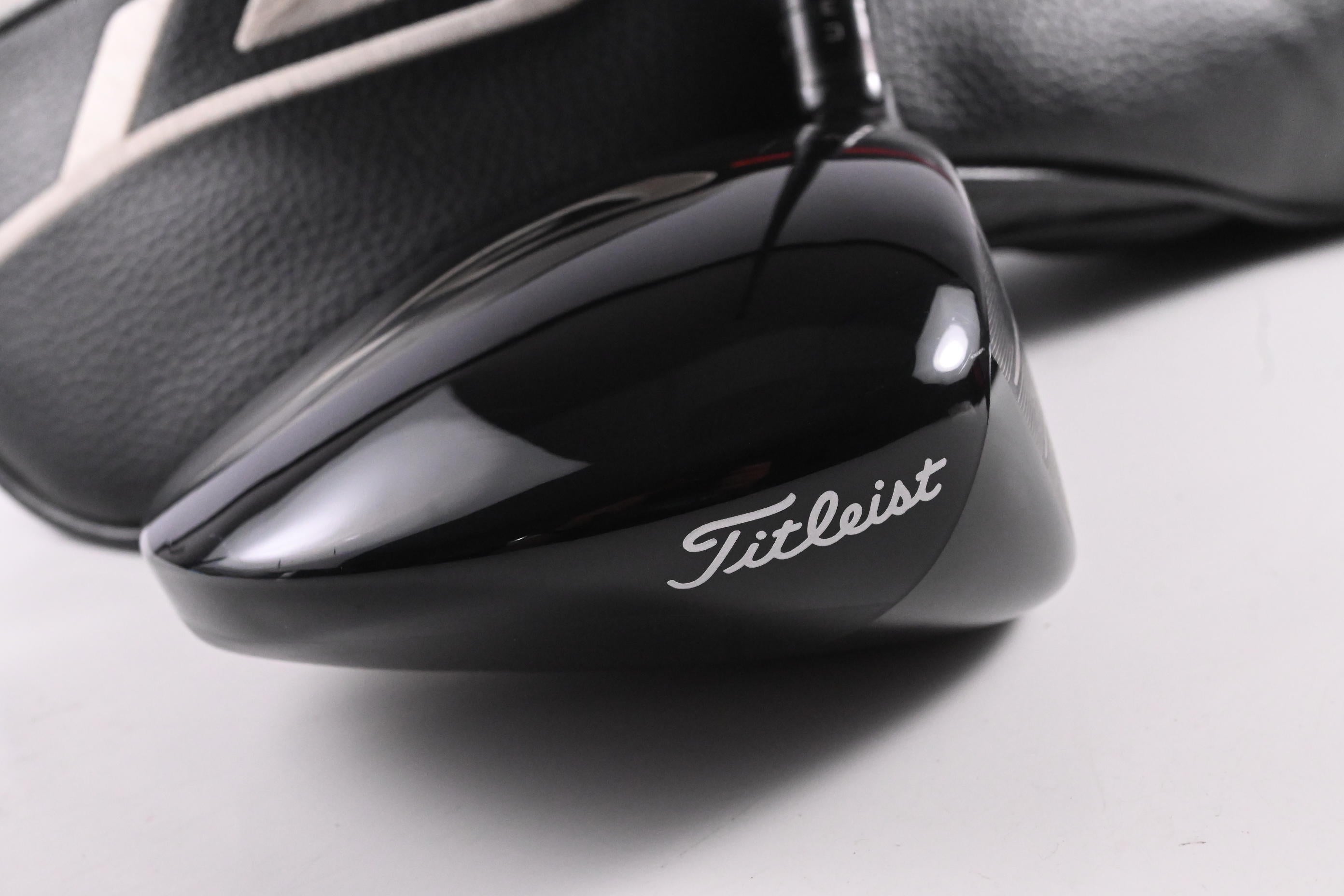Titleist GT2 Driver / 9 Degree / Stiff Flex HZRDUS Black 60 Shaft