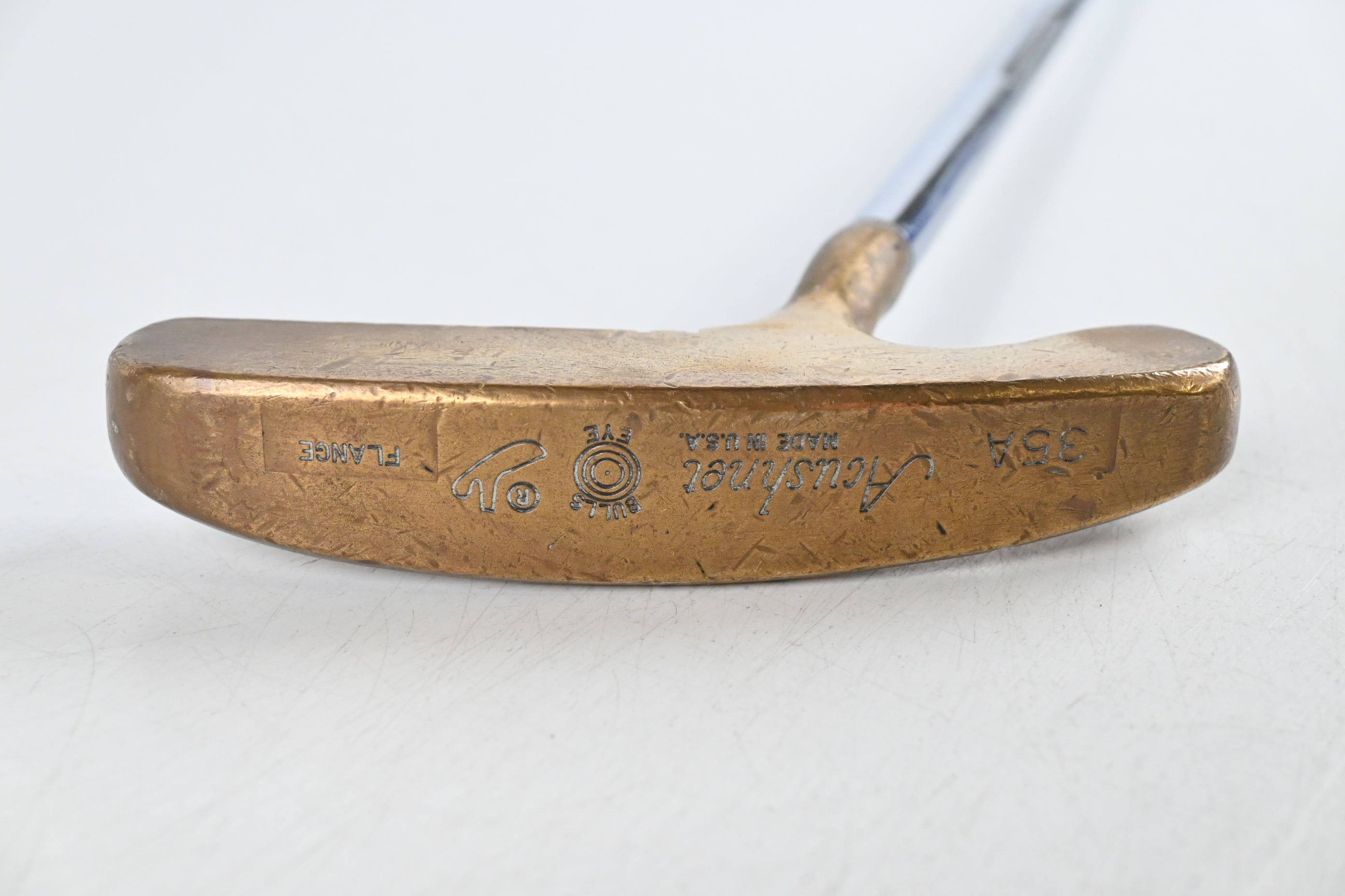 Acushnet Bullseye Putter / 35 Inch