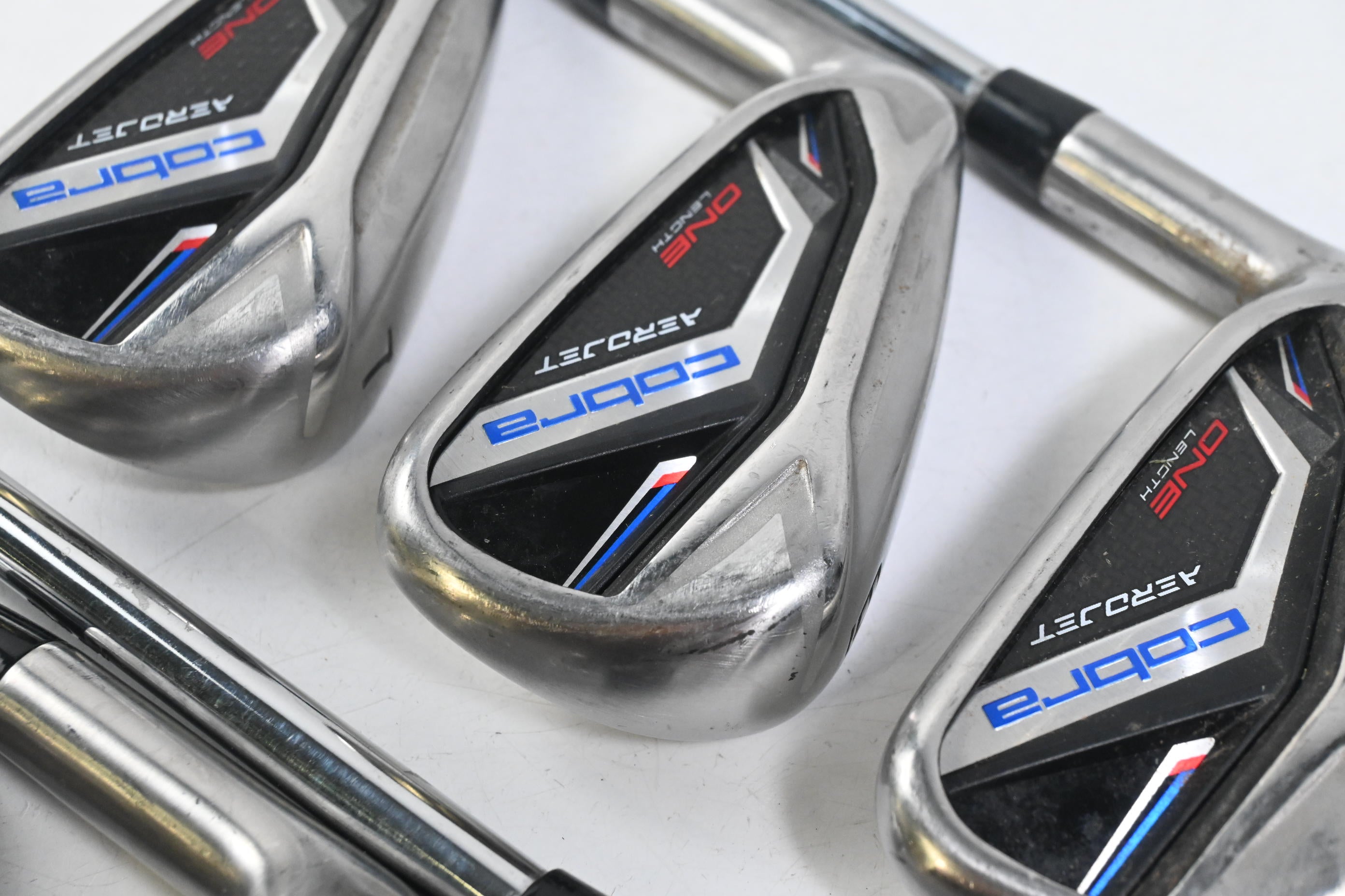 Left Hand Cobra Aerojet One Length Irons / 5-PW+GW / Regular Flex KBS Tour Lite Shafts