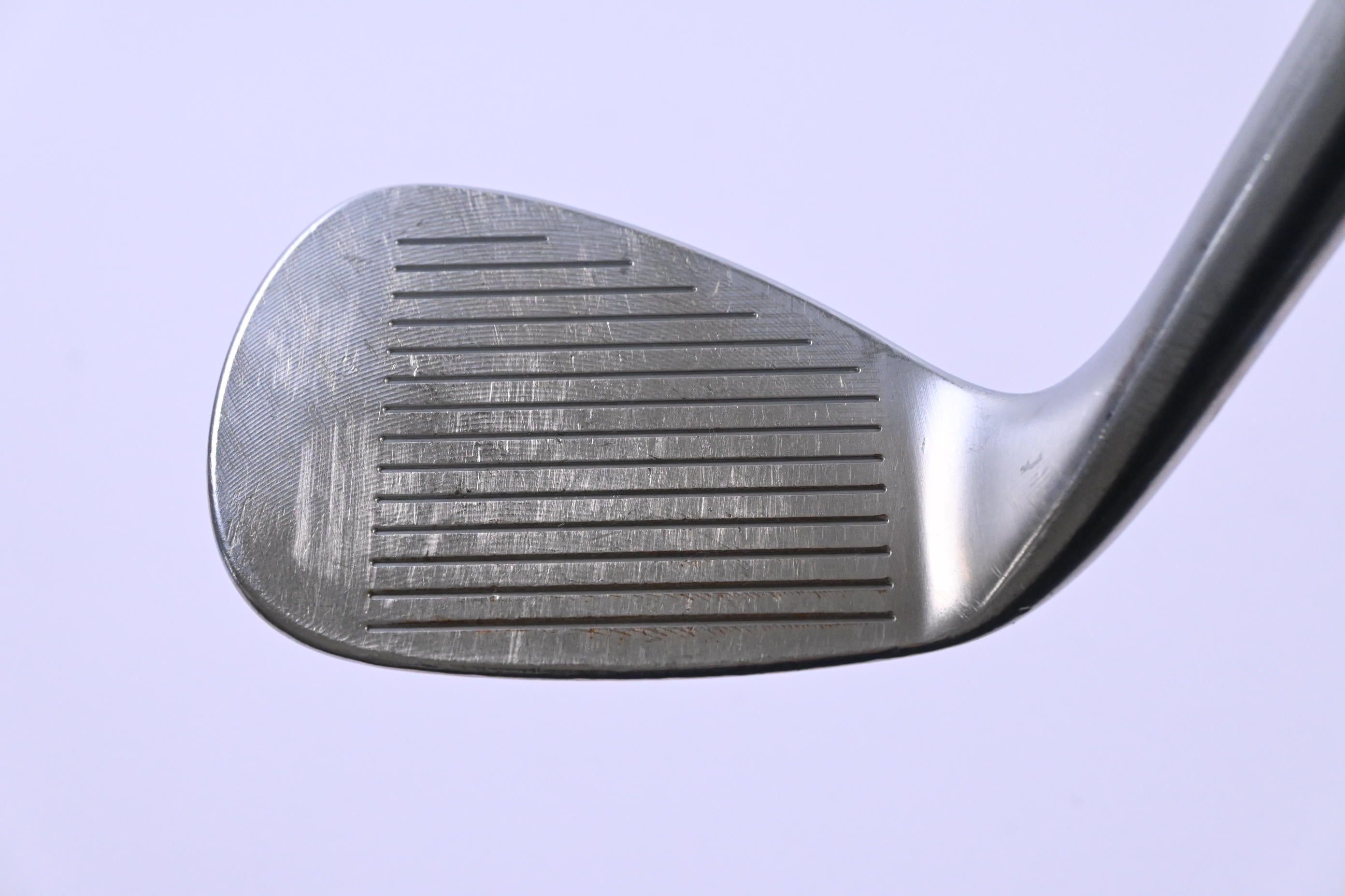 Cleveland 588 RTX Sand Wedge / 56 Degree / Wedge Flex True Temper Dynamic Gold