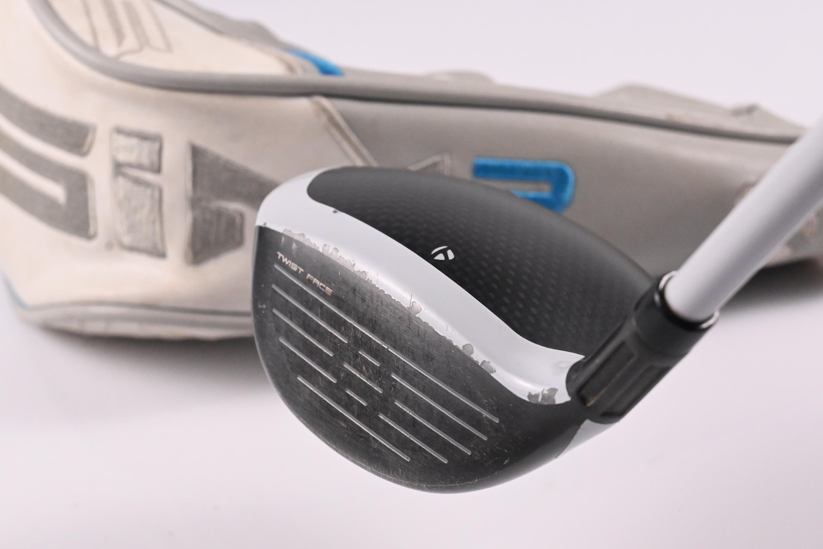 Ladies Taylormade SIM2 Max #5 Wood / 18 Degree / Ladies Flex Aldila NV 45 Shaft