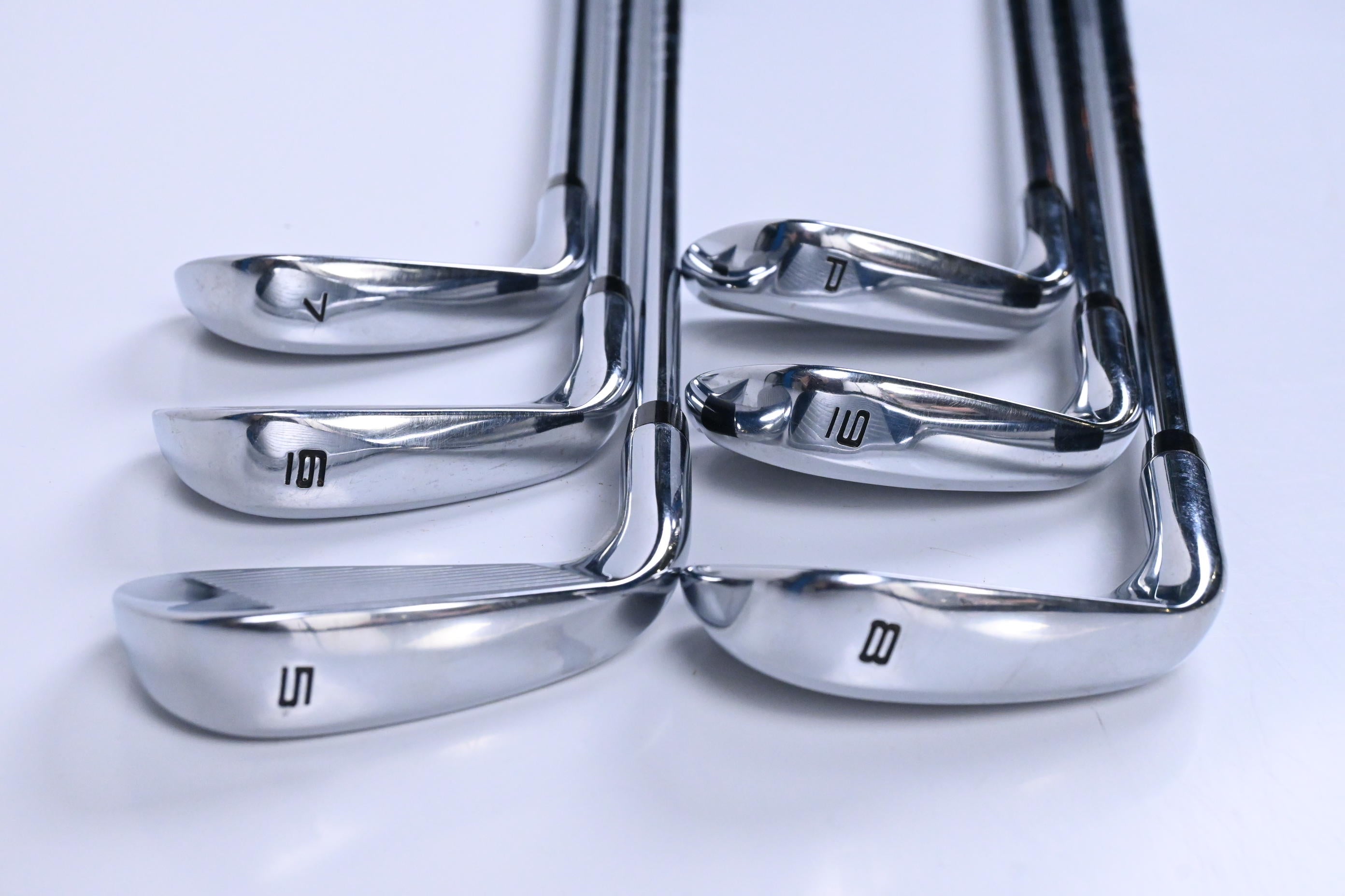 Callaway Elyte Irons / 5-PW / Regular Flex Vector 80 Shafts