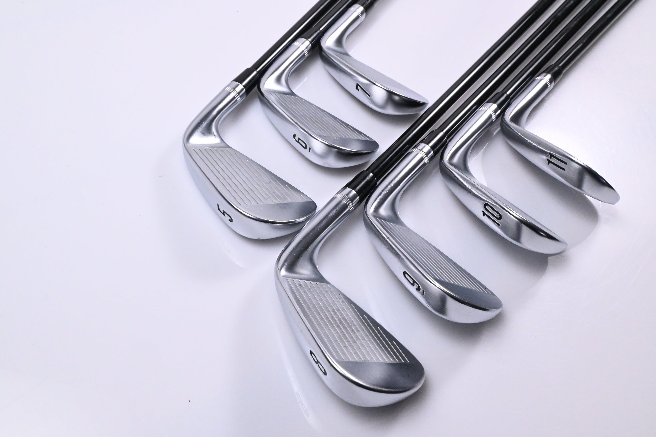 Left Hand Callaway Apex CB 24 Irons / 5-11i / TX-Flex MMT 105 Shafts