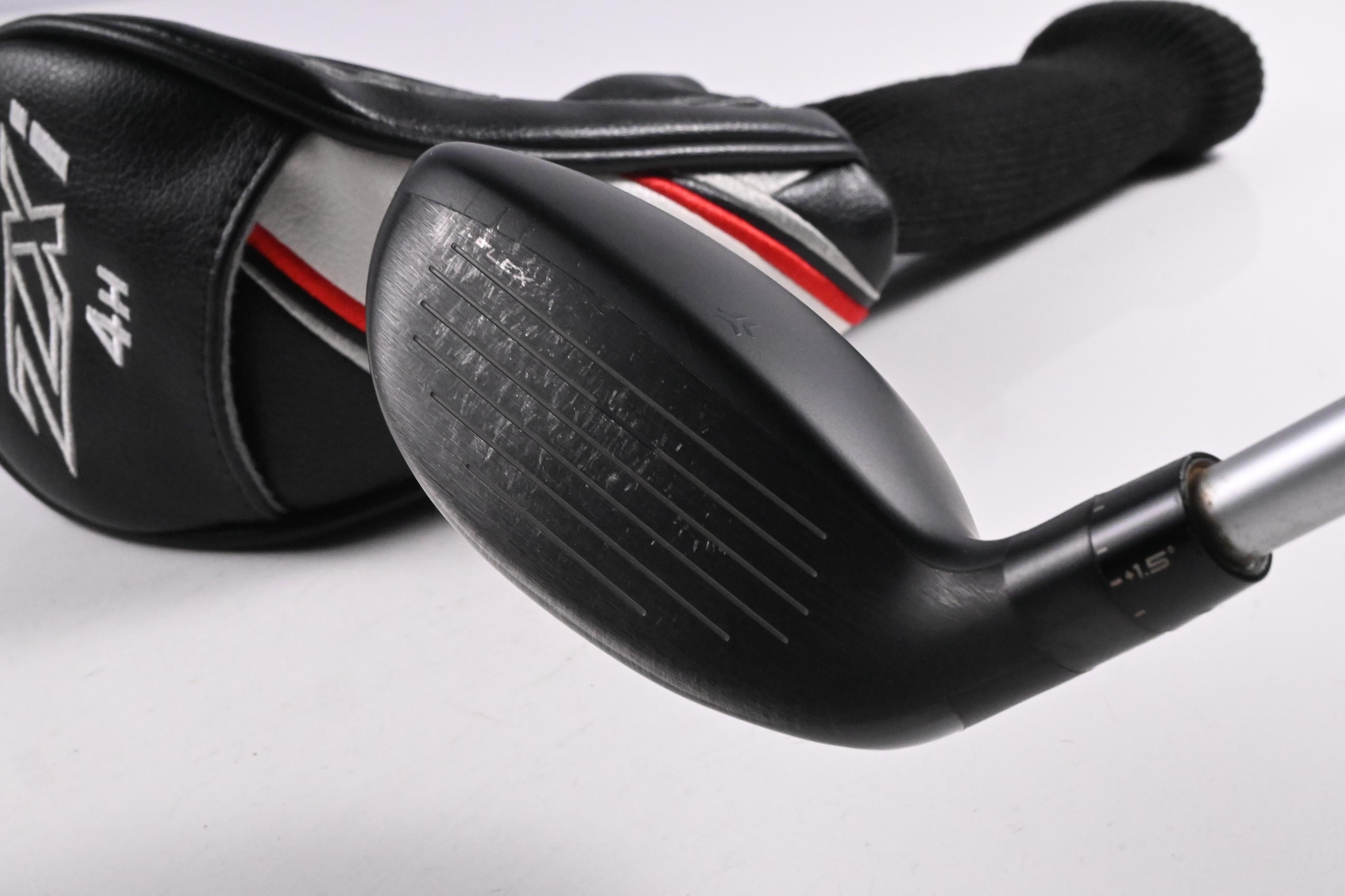 Srixon ZXi #4 Hybrid / 22 Degree / X-Flex Aldila Ascent Black 100 Shaft