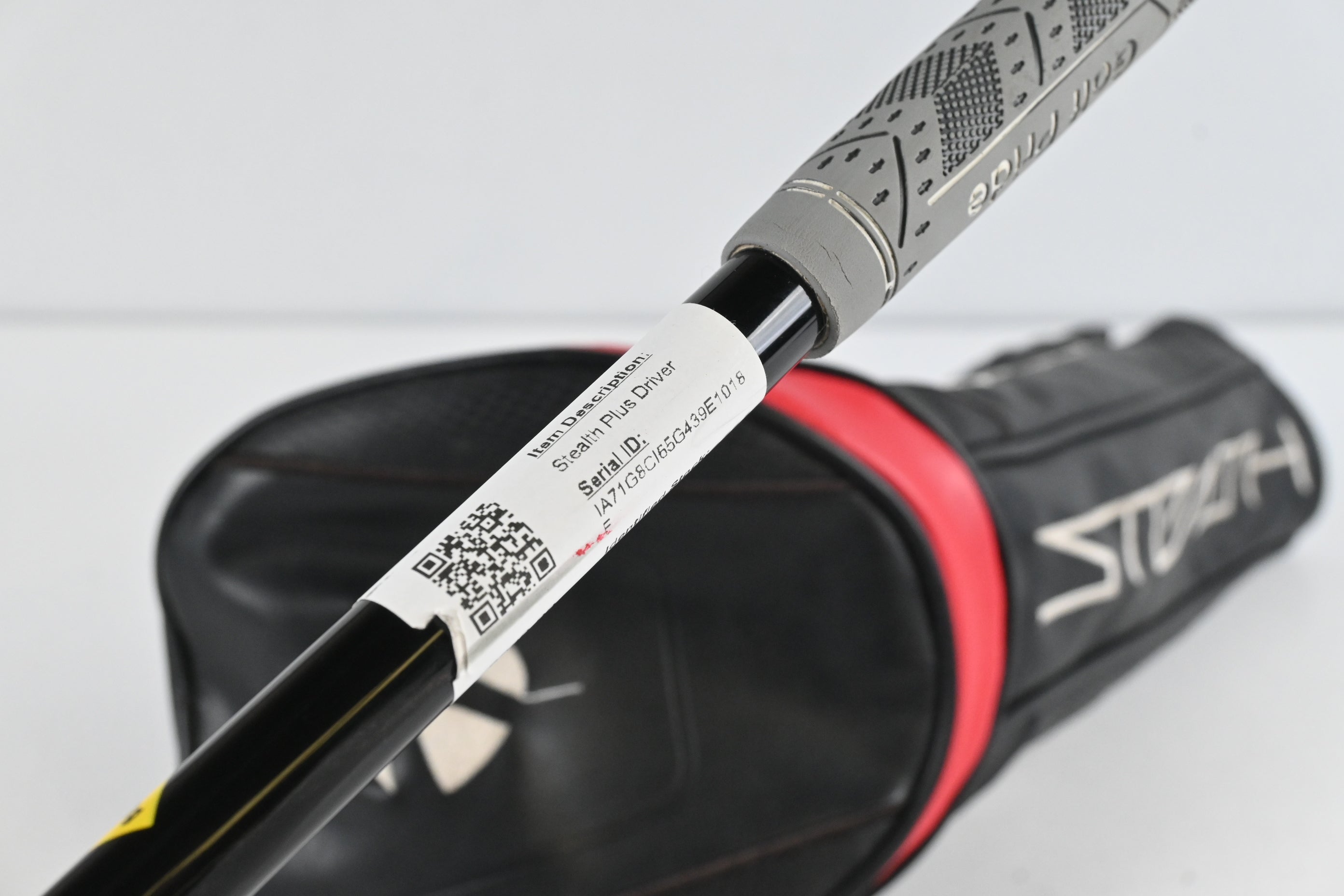 Taylormade Stealth Plus Driver / 10.5 Degree / Stiff Flex HZRDUS Smoke Black RDX
