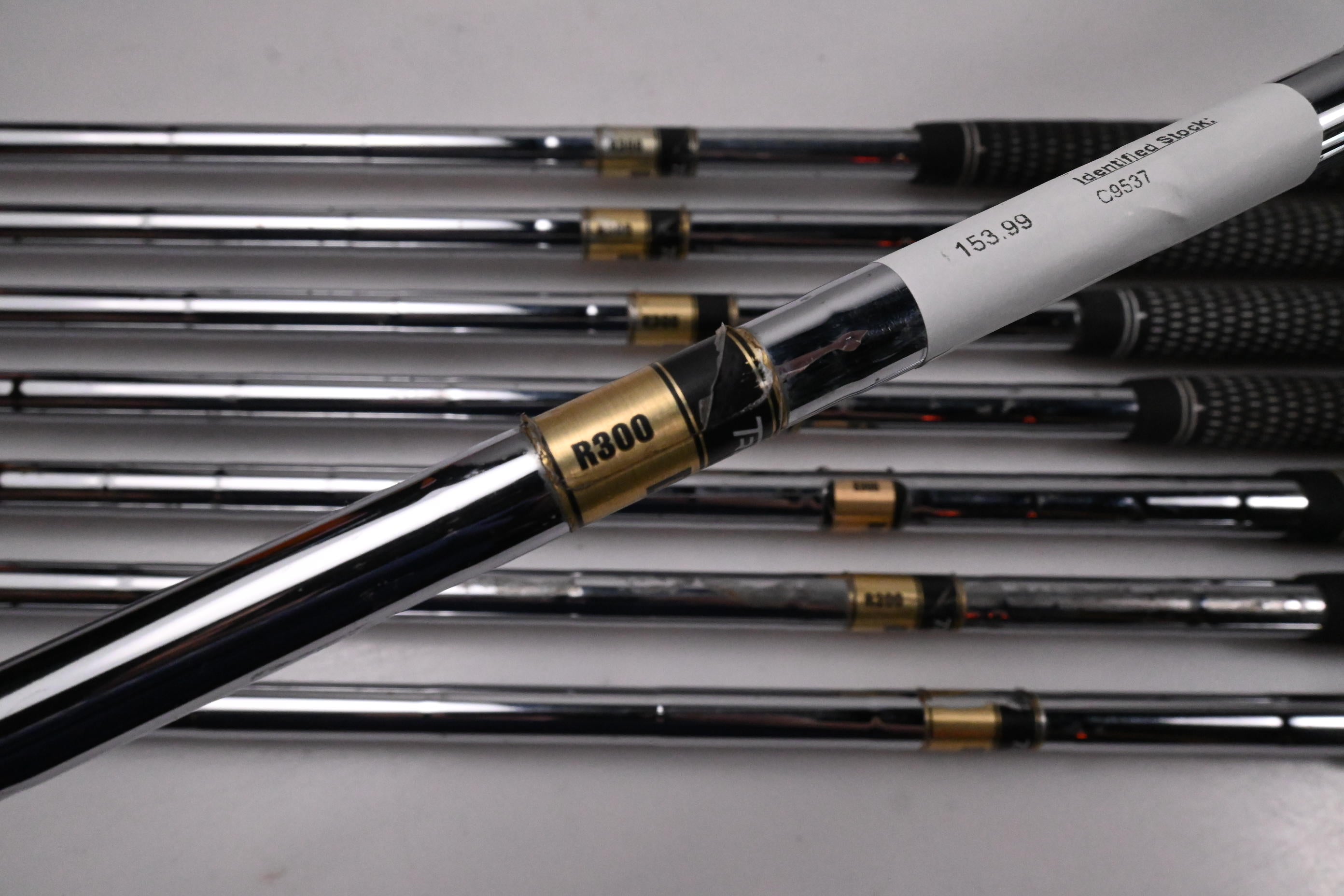 Mizuno MP-30 Irons / 3-PW / Regular Flex Dynamic Gold R300 Shafts