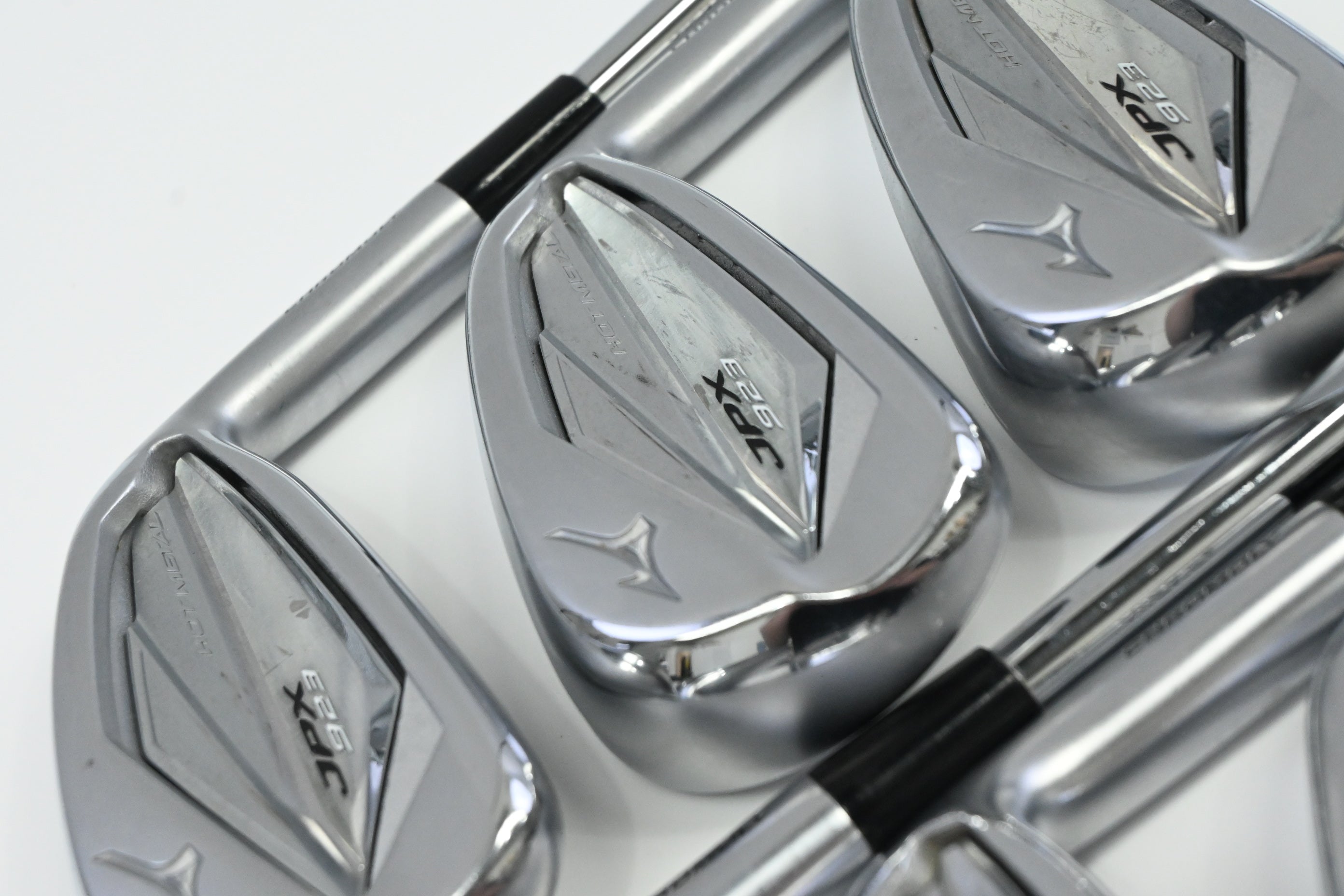 Mizuno JPX 923 Hot Metal Irons / 5-PW / Regular Flex KBS $-Taper Lite 95 Shafts