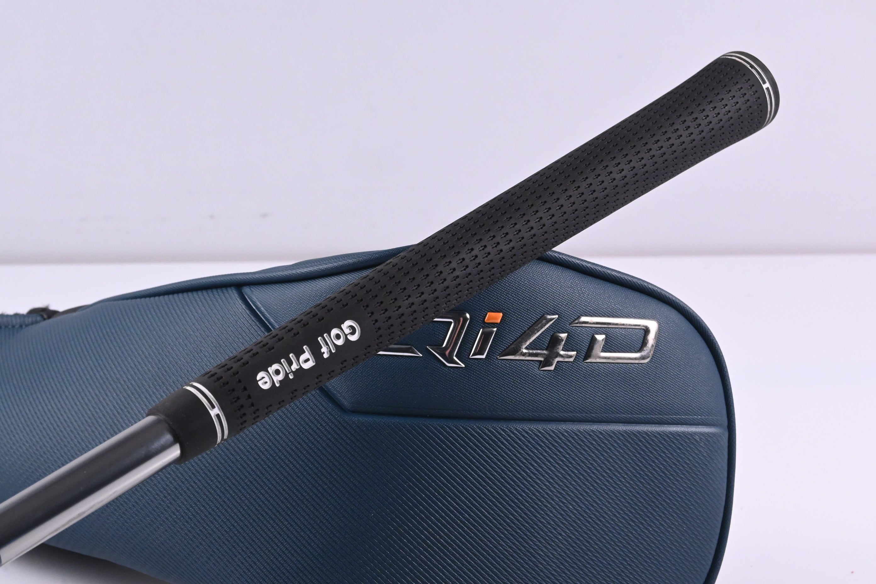 Taylormade Qi4D Driver / 9 Degree / Extra Stiff Flex Accra TZ 6 60 Shaft