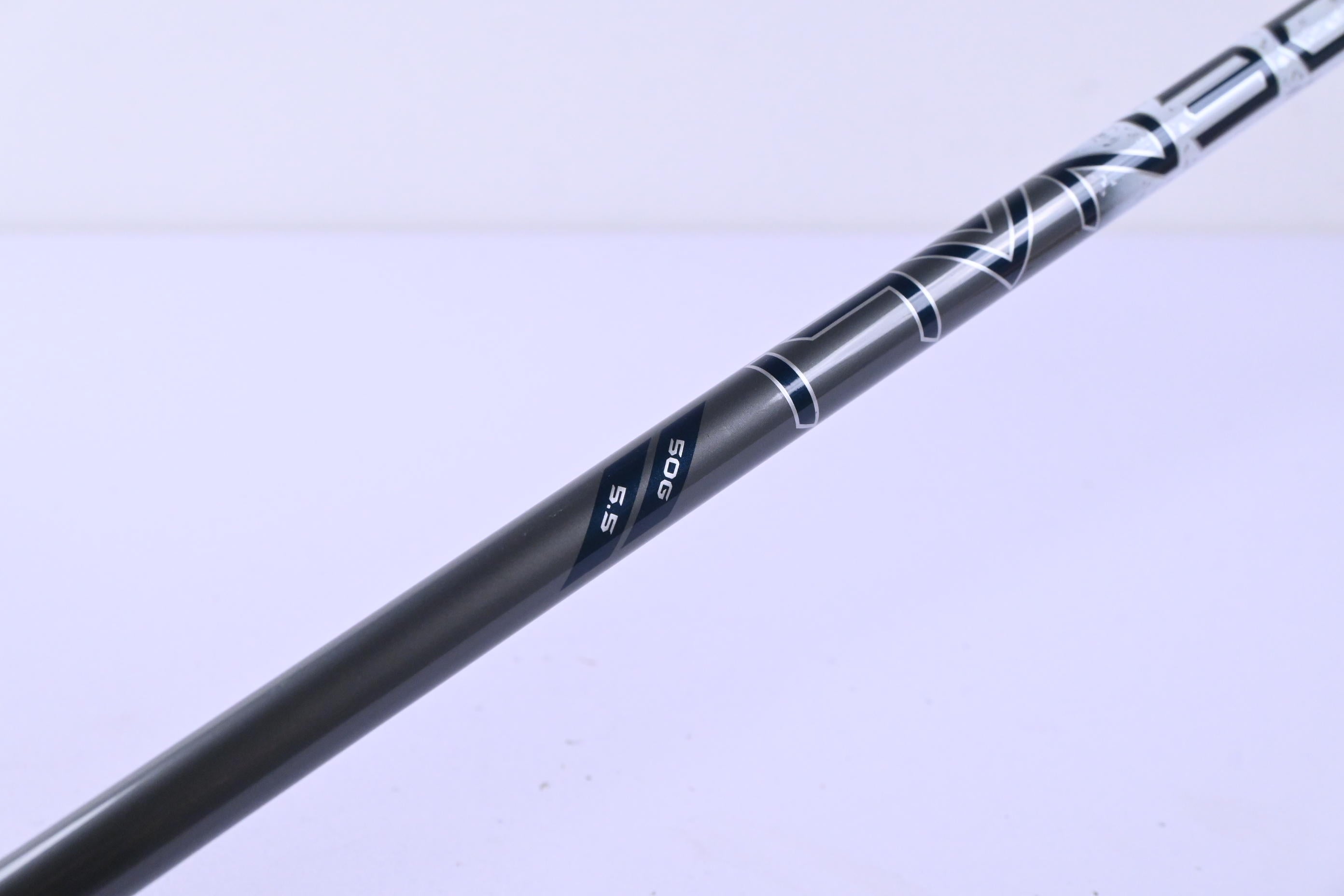 Callaway Elyte X Driver / 10.5 Degree / Regular Flex Denali Charcoal 50 Shaft