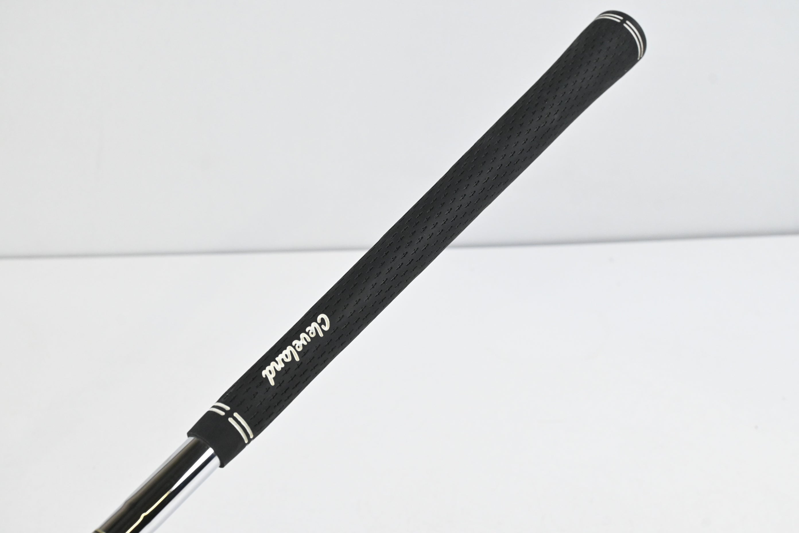 Cleveland 588 RTX Gap Wedge / 52 Degree / Wedge Flex Dynamic Gold Shaft