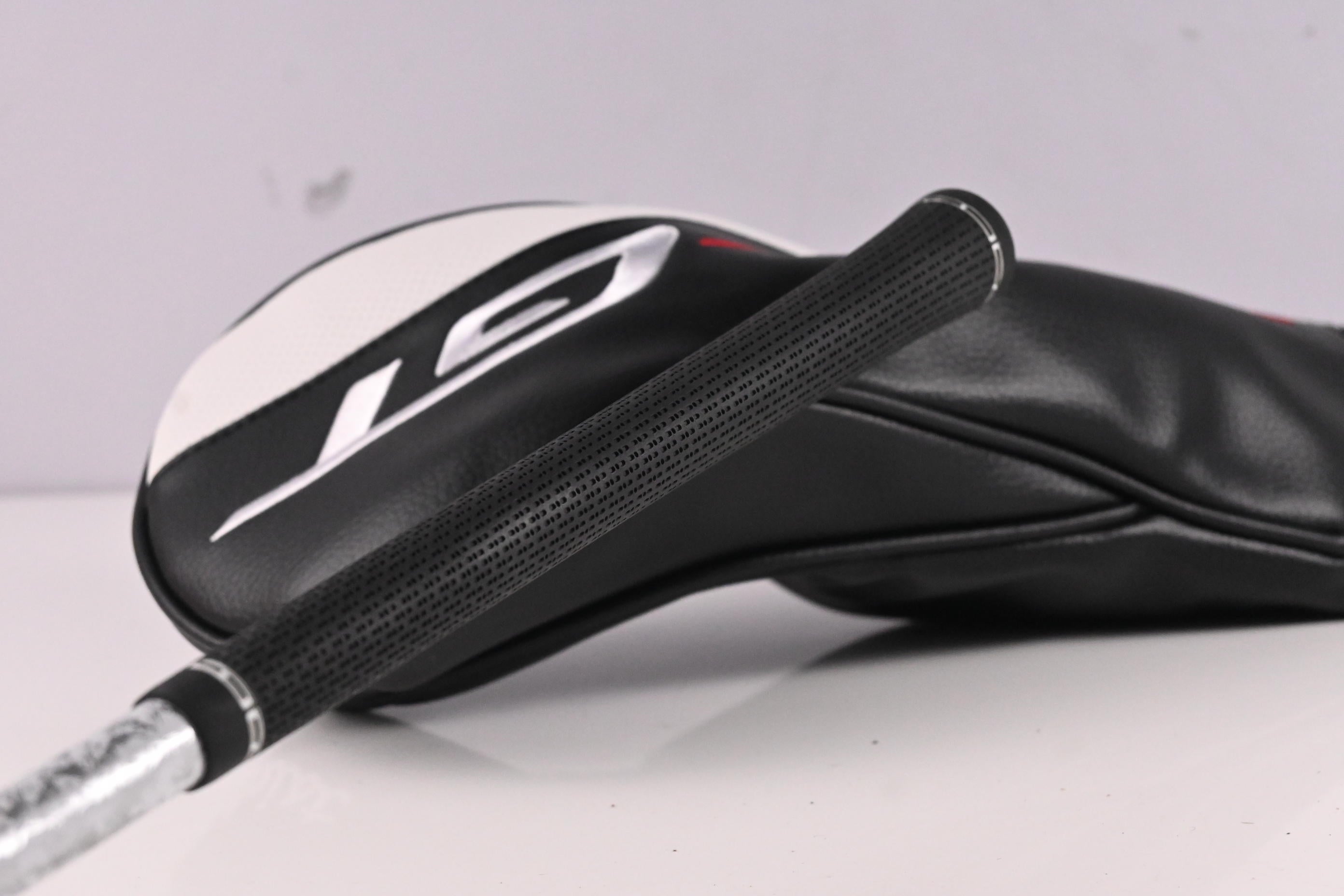 Titleist GT2 Driver / 11 Degree / Senior Flex Denali Red 50 Shaft