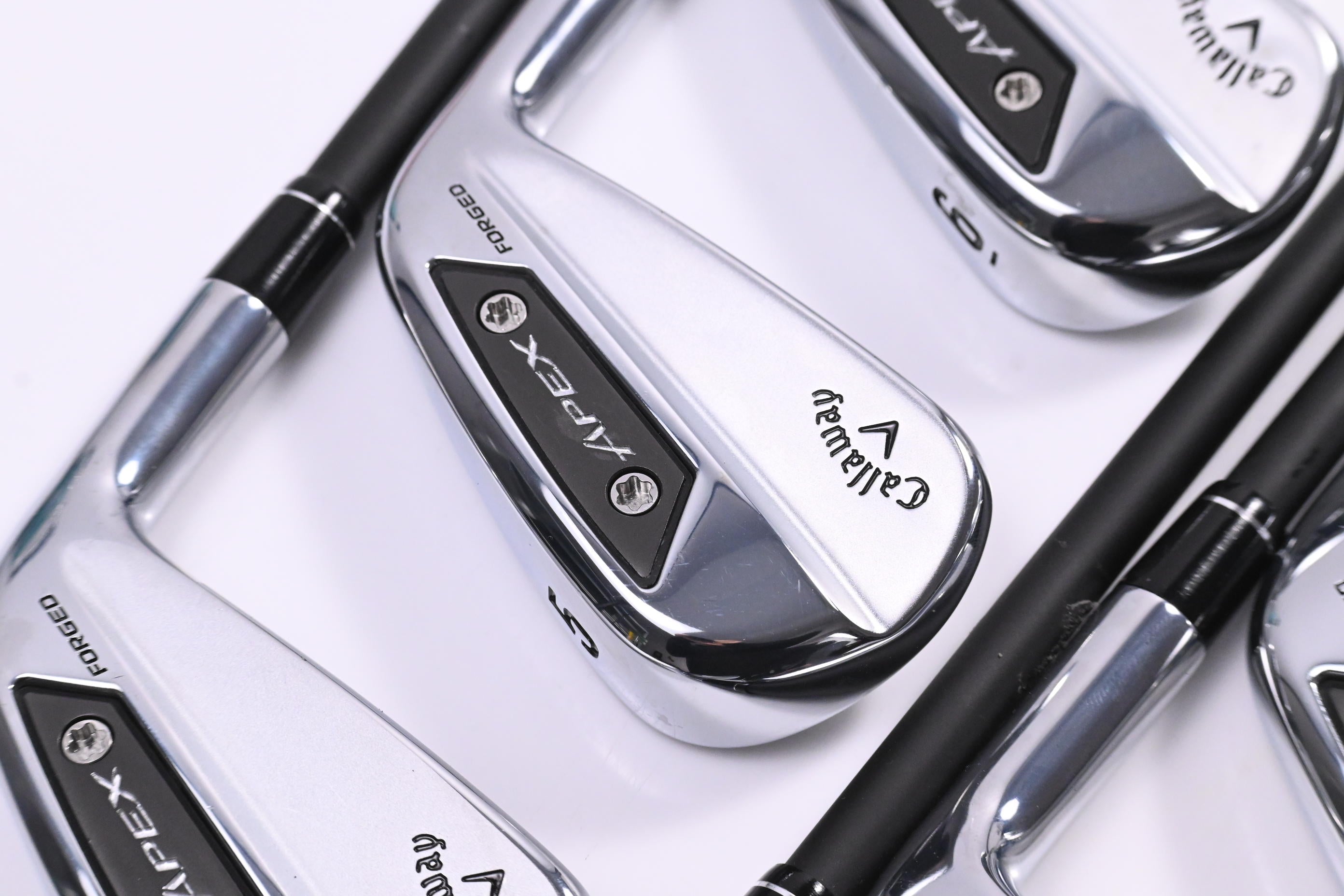 Callaway Apex Ai150 Irons / 4-PW / Regular Flex MMT 70 Shafts