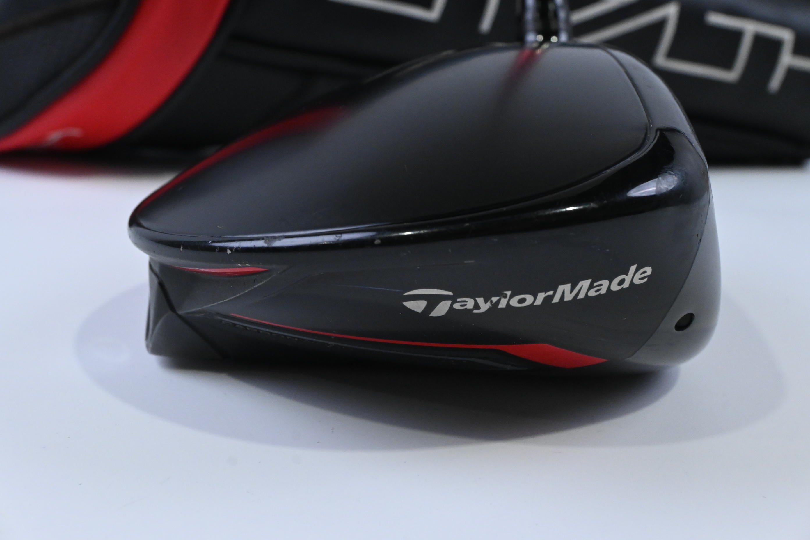 Taylormade Stealth Driver / 10.5 Degree / Senior Flex Fujikura Speeder NX 50