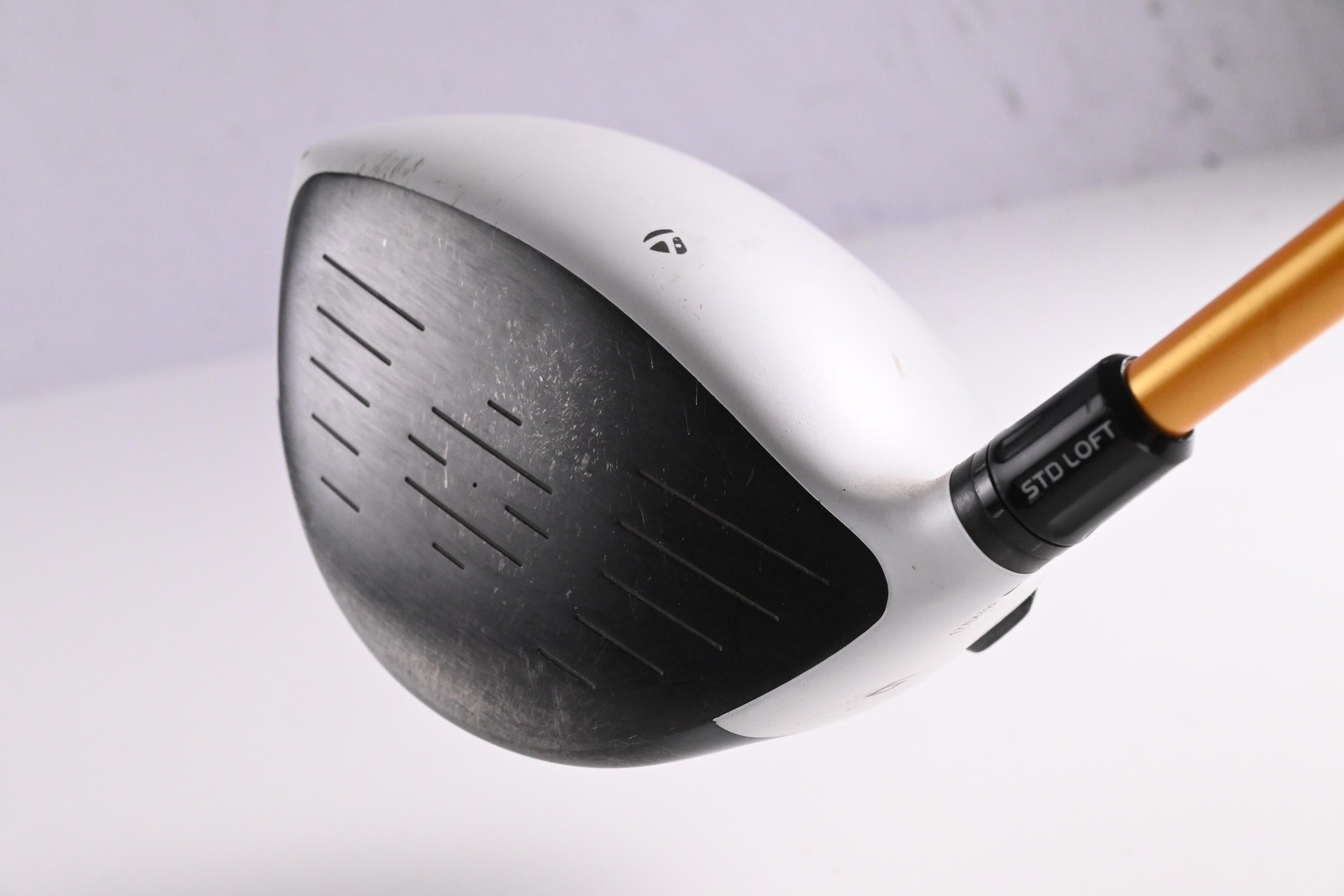 Taylormade R11 Driver / 9 Degree / Tour X-Flex UST Mamiya Proforce Axivcore 79