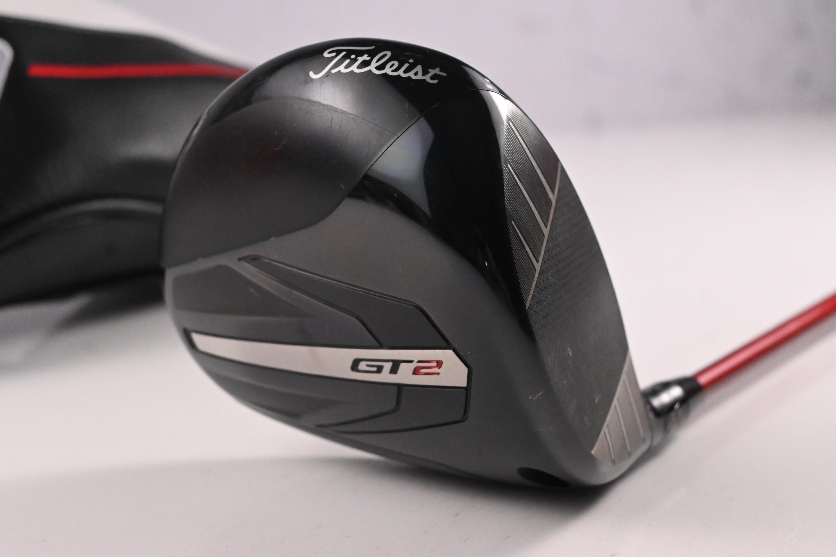 Titleist GT2 Driver / 9 Degree / Regular Flex Denali Red 50 Shaft