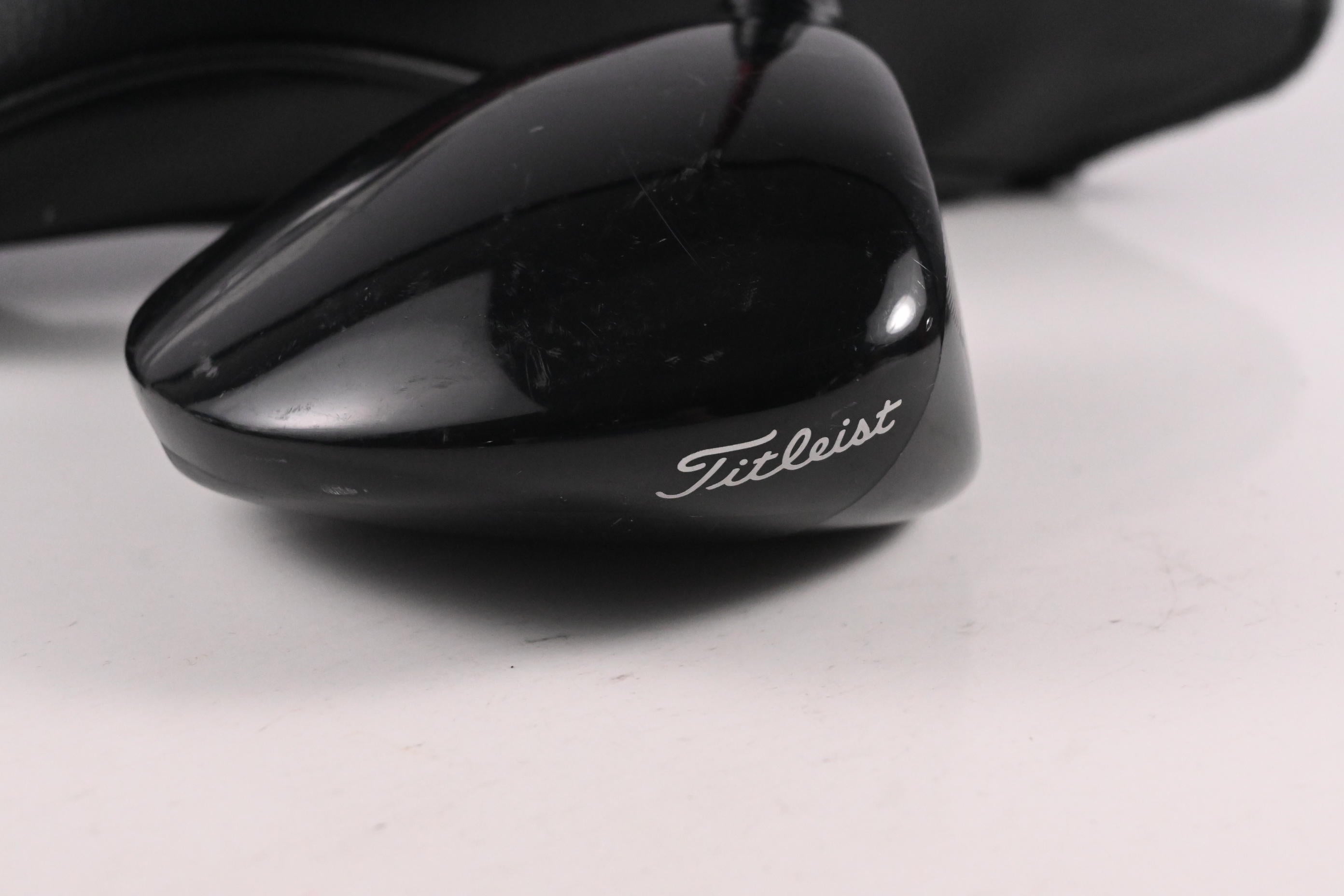Titleist GT2 Driver / 9 Degree / Regular Flex Denali Red 50 Shaft
