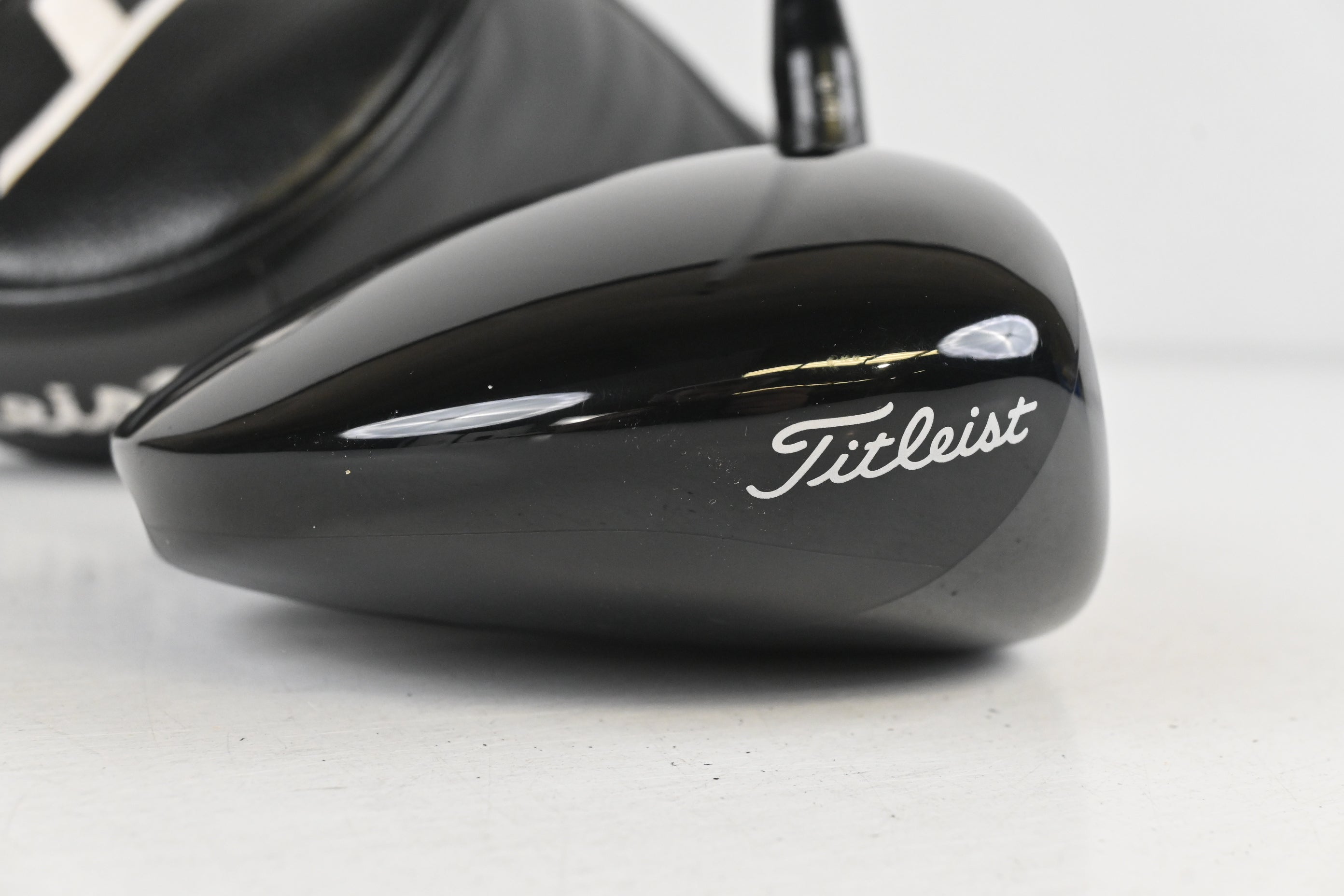 Titleist GT2 Driver / 9 Degree / Senior Flex Aldila Ascent 40 Shaft