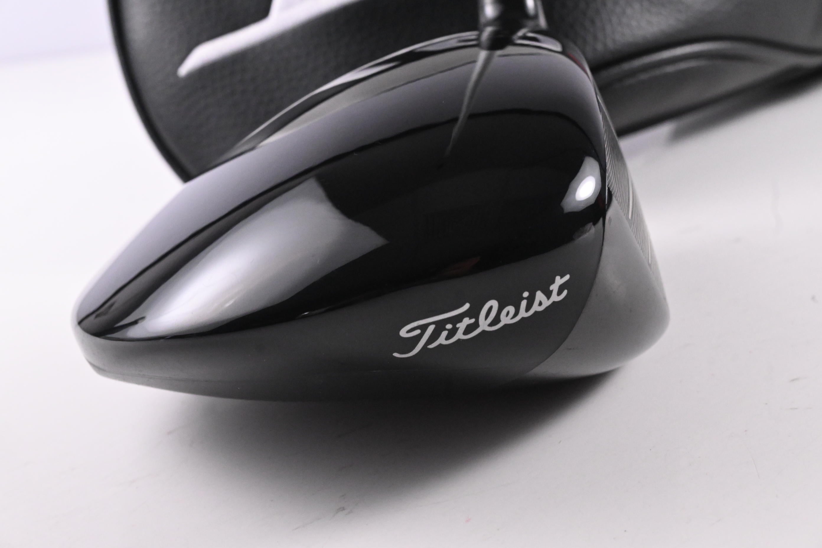 Titleist GT3 Driver / 10 Degree / Stiff Flex Fujikura Fuel 60 Shaft