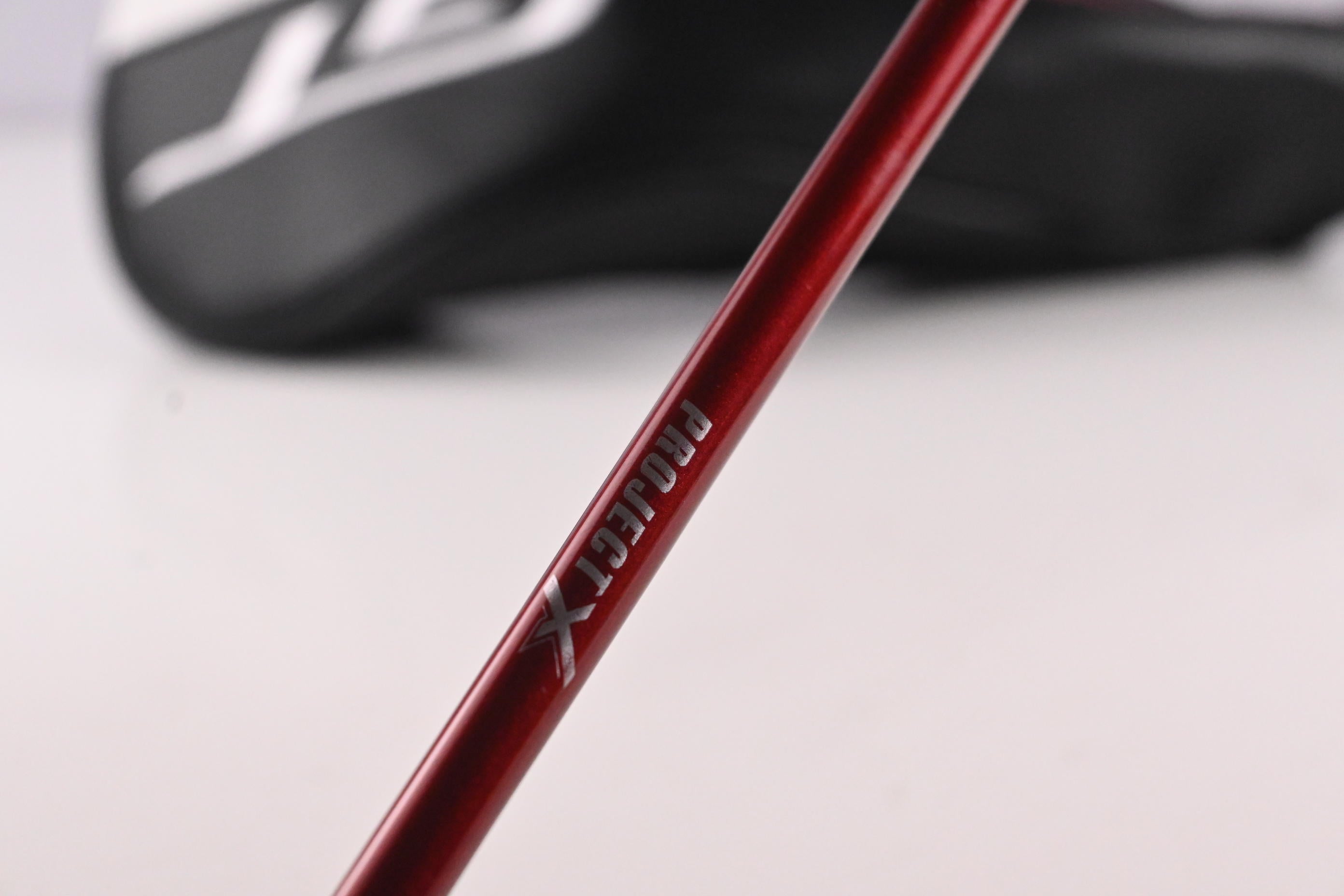 Titleist GT2 Driver / 9 Degree / Regular Flex Denali Red 50 Shaft